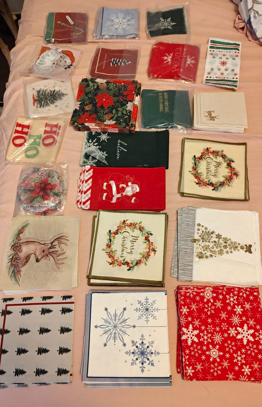 Lot Of 23 Decorative Holiday designs Paper Christmas Napkins Craft Decoupage Diy Lot Of 23 Decorative Holiday designs Paper Christmas Napkins Craft Decoupage Diy