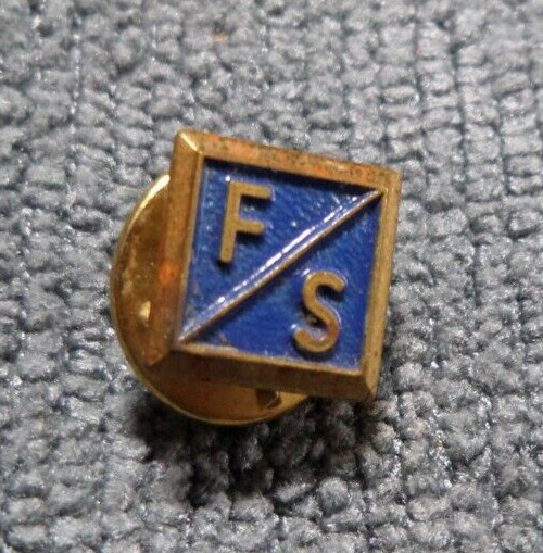 Vintage Pin Back F / S Vintage Pin Back F / S