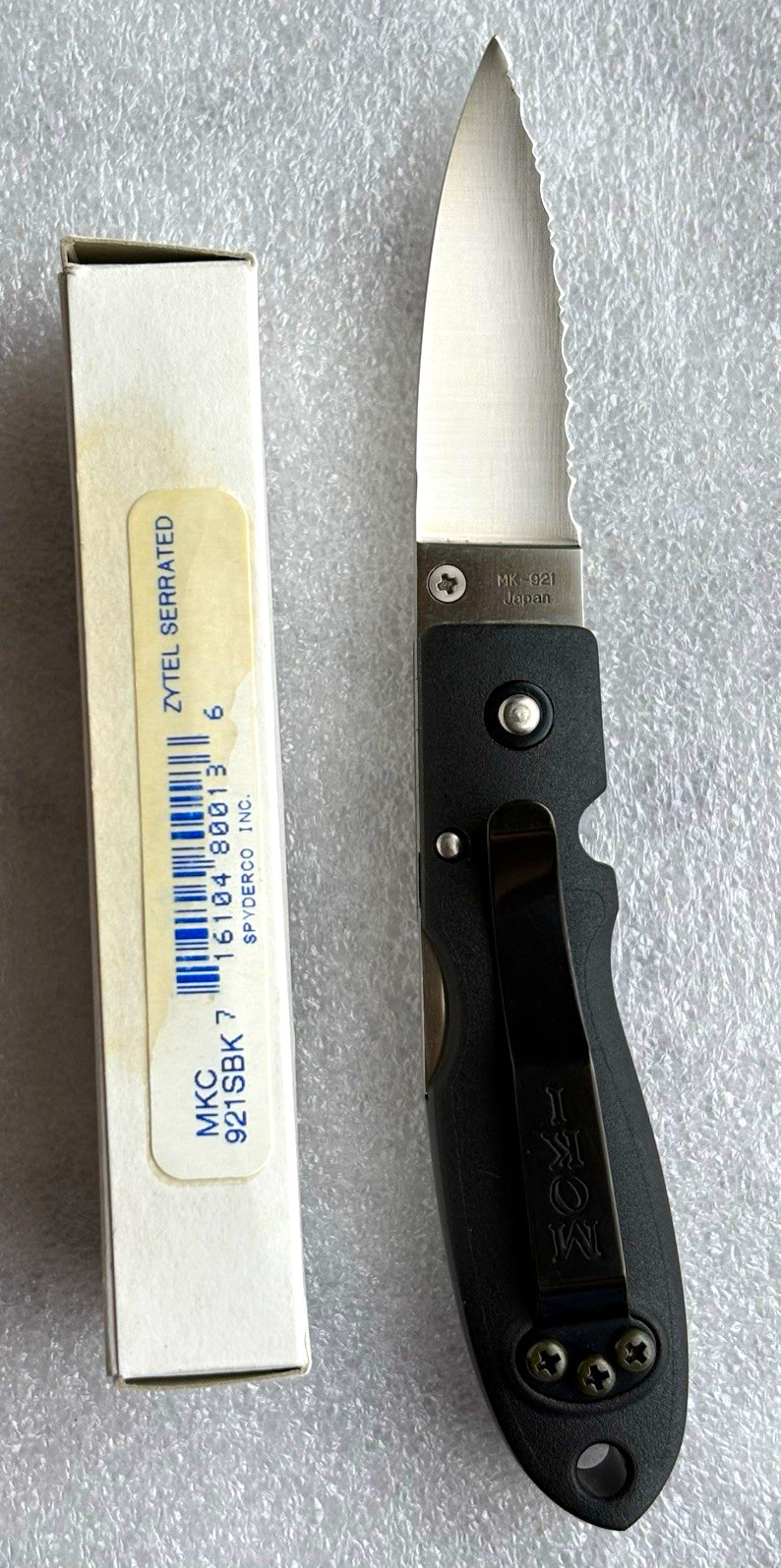 Spyderco 921 SBK Ultra Rare new with original box Spyderco 921 SBK Ultra Rare new with original box