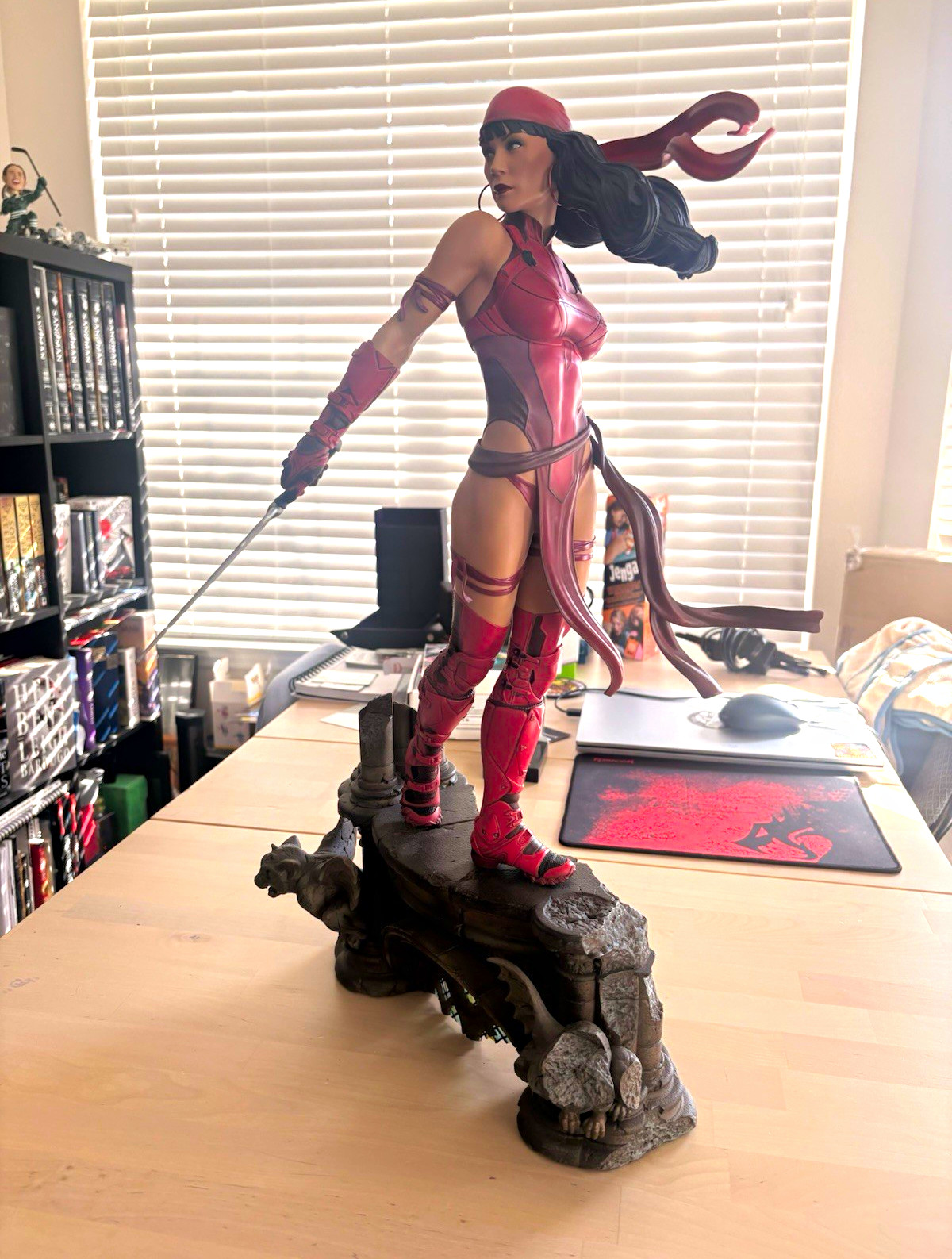Sideshow Collectibles Elektra Premium Format 1:4 Resin Figure Marvel LE 6068 Sideshow Collectibles Elektra Premium Format 1:4 Resin Figure Marvel LE 6068