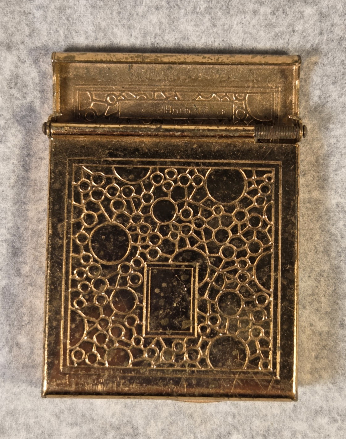 Vtg Jemco HOLD-A-LITE Brass Matchbook Holder Case Art Deco 1930s Tobaccoriana