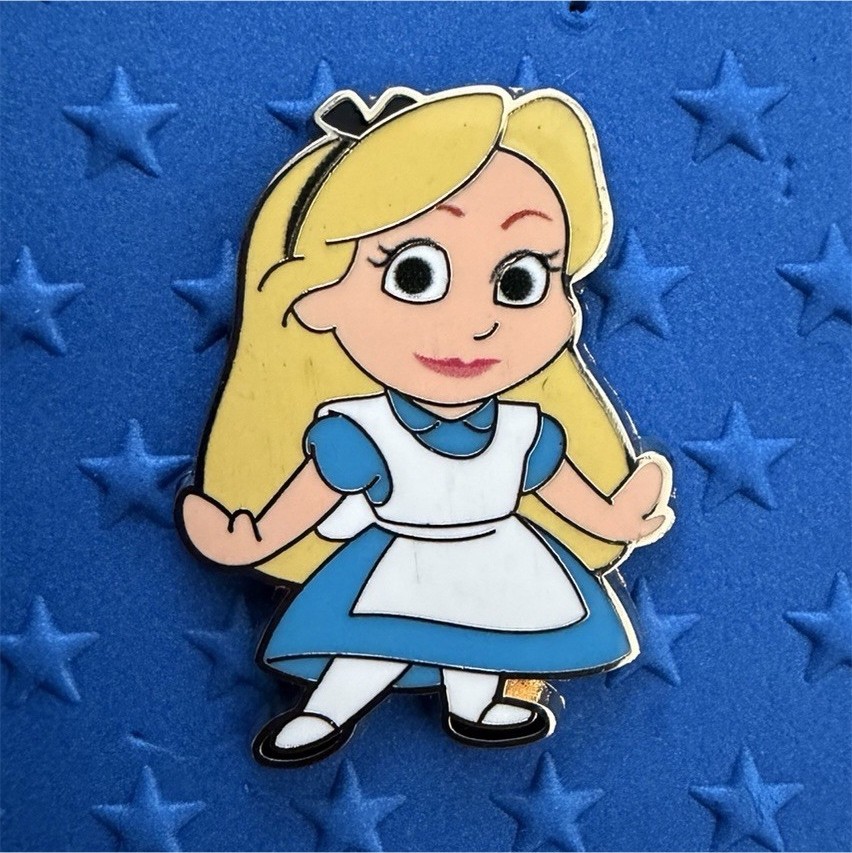 Digitize Disney Mystery Pin Blind Pack- Alice Digitize Disney Mystery Pin Blind Pack- Alice