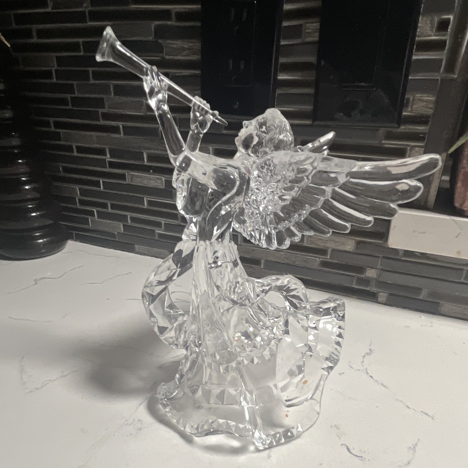 VTG Silvestri Herald Angel Trumpet Christmas Topper 2990s Clear Acrylic/Lucite VTG Silvestri Herald Angel Trumpet Christmas Topper 2990s Clear Acrylic/Lucite