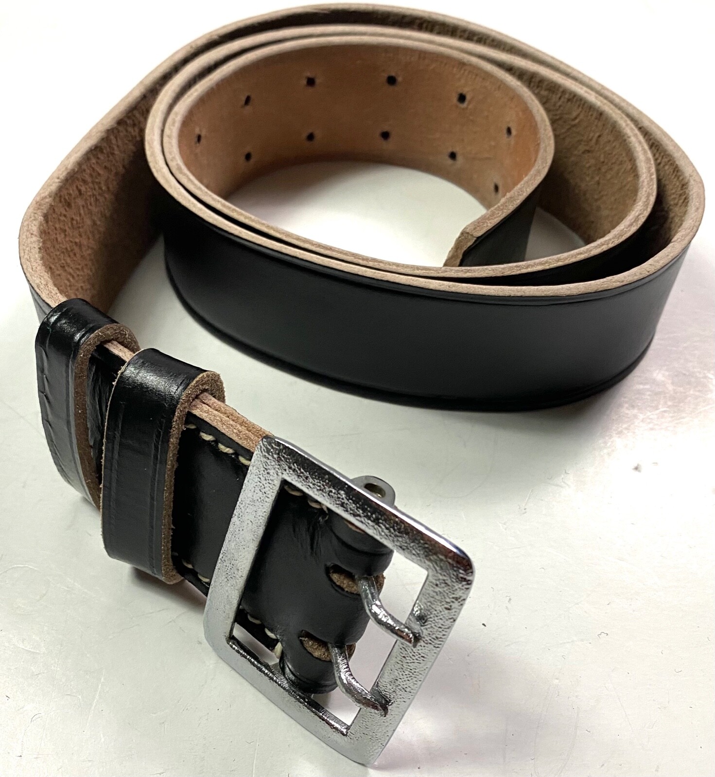 WWII GERMAN OFFICER M31 BLACK LEATHER CLAW BUCKLE BELT- SIZE 2 (28-36 WAIST) WWII GERMAN OFFICER M31 BLACK LEATHER CLAW BUCKLE BELT- SIZE 2 (28-36 WAIST)
