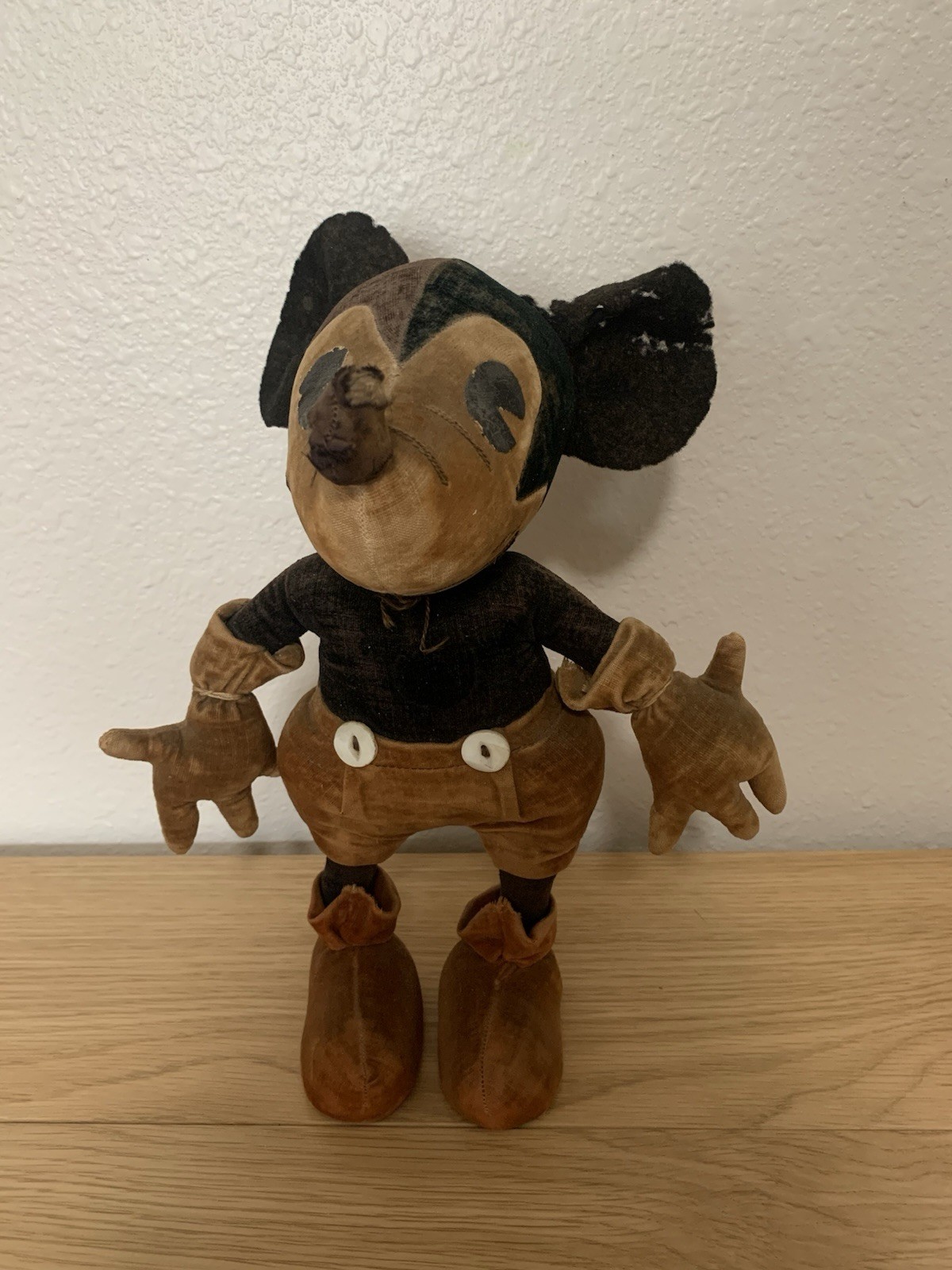 Rare Vintage 1930s 11” Borgfeldt/Charlotte Clark Velvet Mickey Mouse Doll Rare Vintage 1930s 11” Borgfeldt/Charlotte Clark Velvet Mickey Mouse Doll