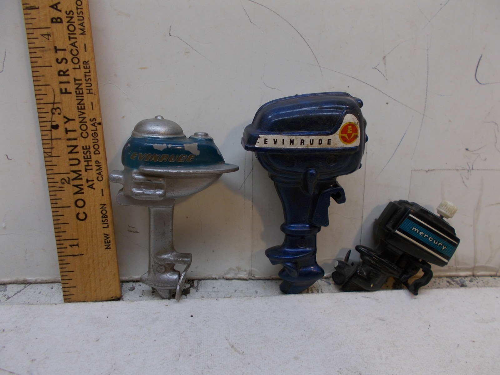 3 vintage salesman sample boat motors 2 evinrude pin on mercury wind up 3 vintage salesman sample boat motors 2 evinrude pin on mercury wind up