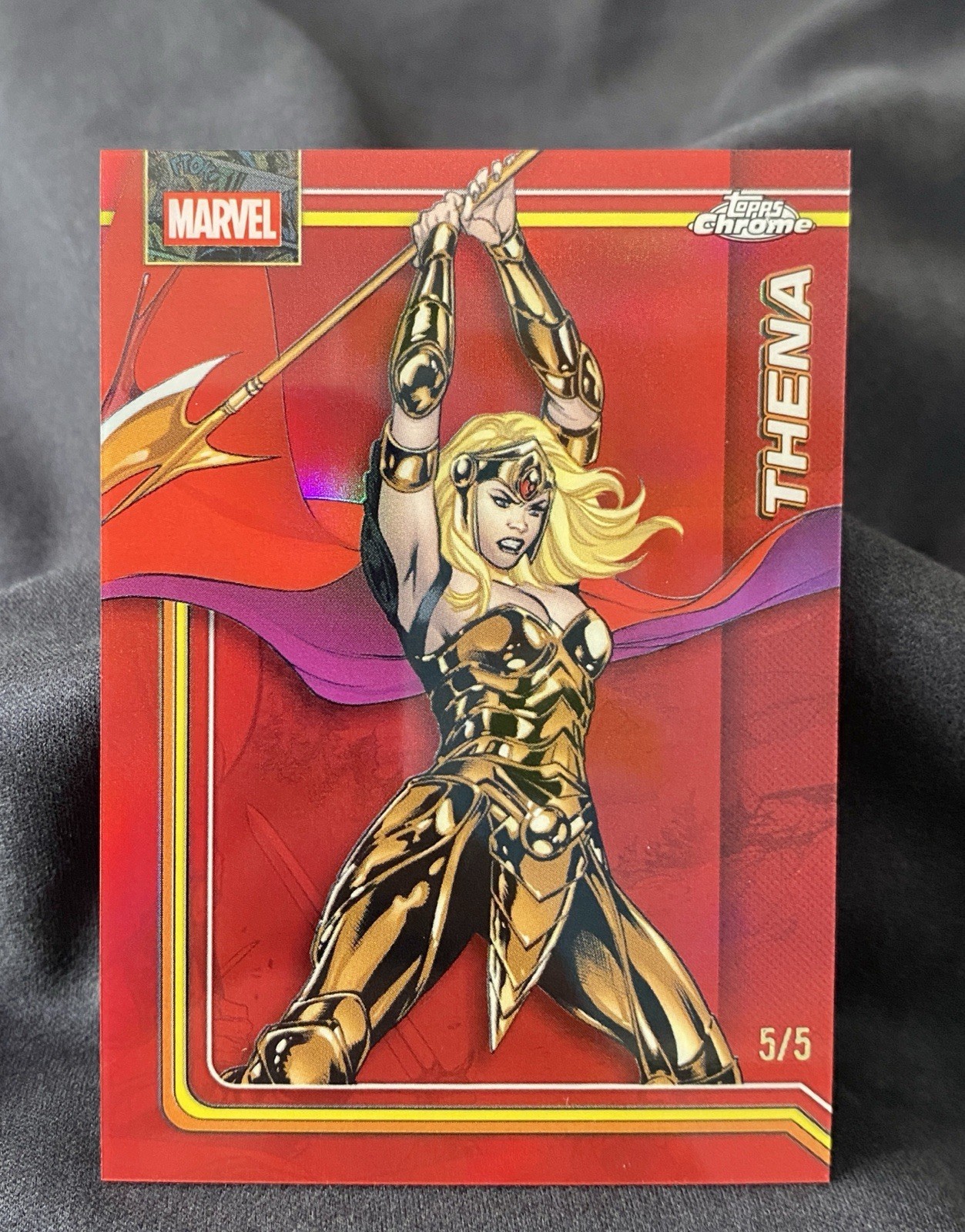 2026 Topps Chrome Marvel #176 THENA 5/5 True Red Refractor SSP -Bookend MINT🔥👌 2026 Topps Chrome Marvel #176 THENA 5/5 True Red Refractor SSP -Bookend MINT🔥👌