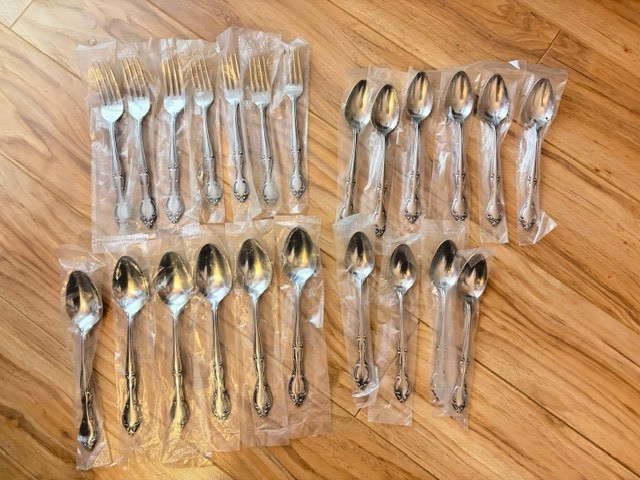 NEW Lot of 23 Hampton Court Stainless Flatware Silverware Japan Forks Spoons NEW Lot of 23 Hampton Court Stainless Flatware Silverware Japan Forks Spoons
