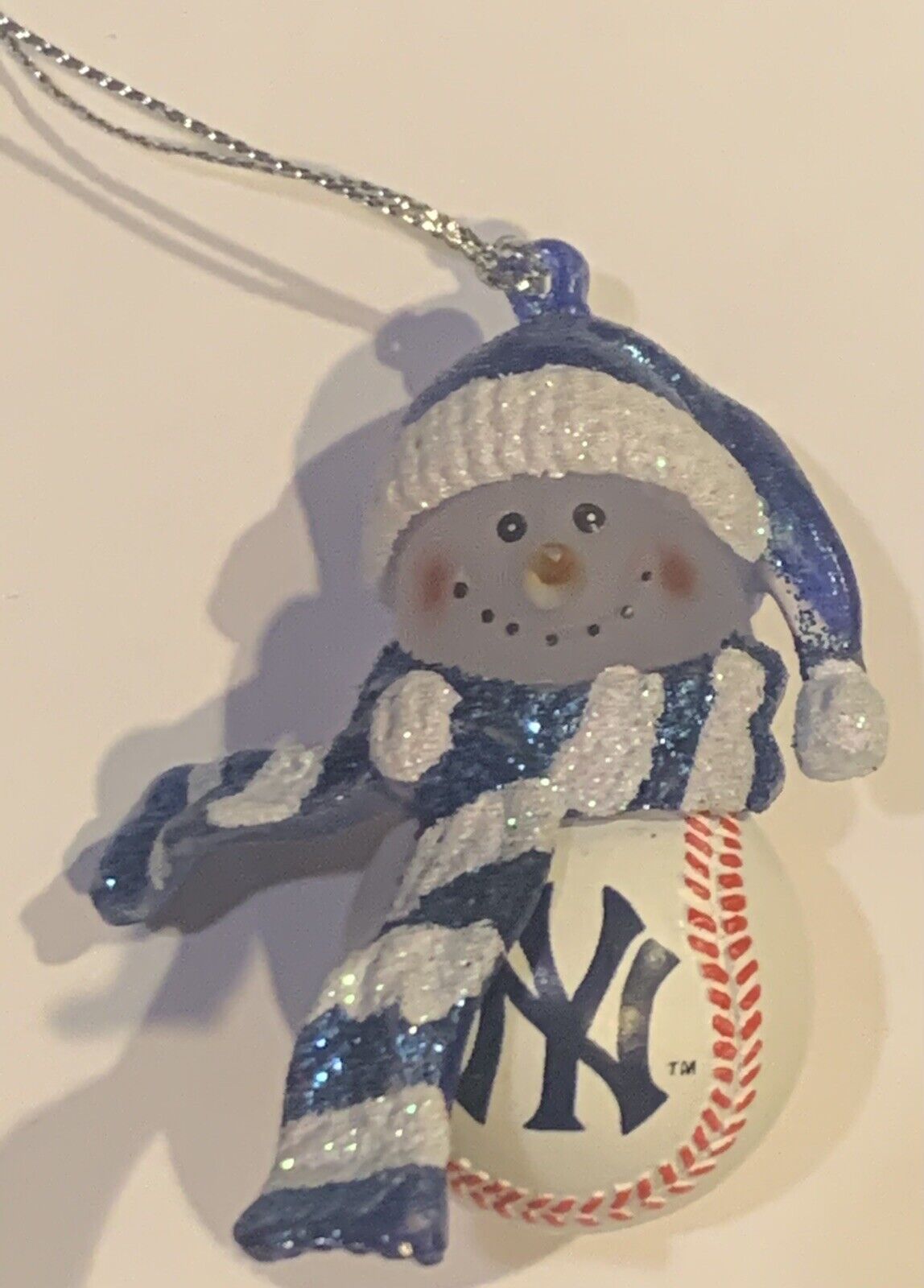 2006 MLB NEW YORK YANKEES SNOWMAN CHRISTMAS TREE ORNAMENT 2.5” TALL-NEW