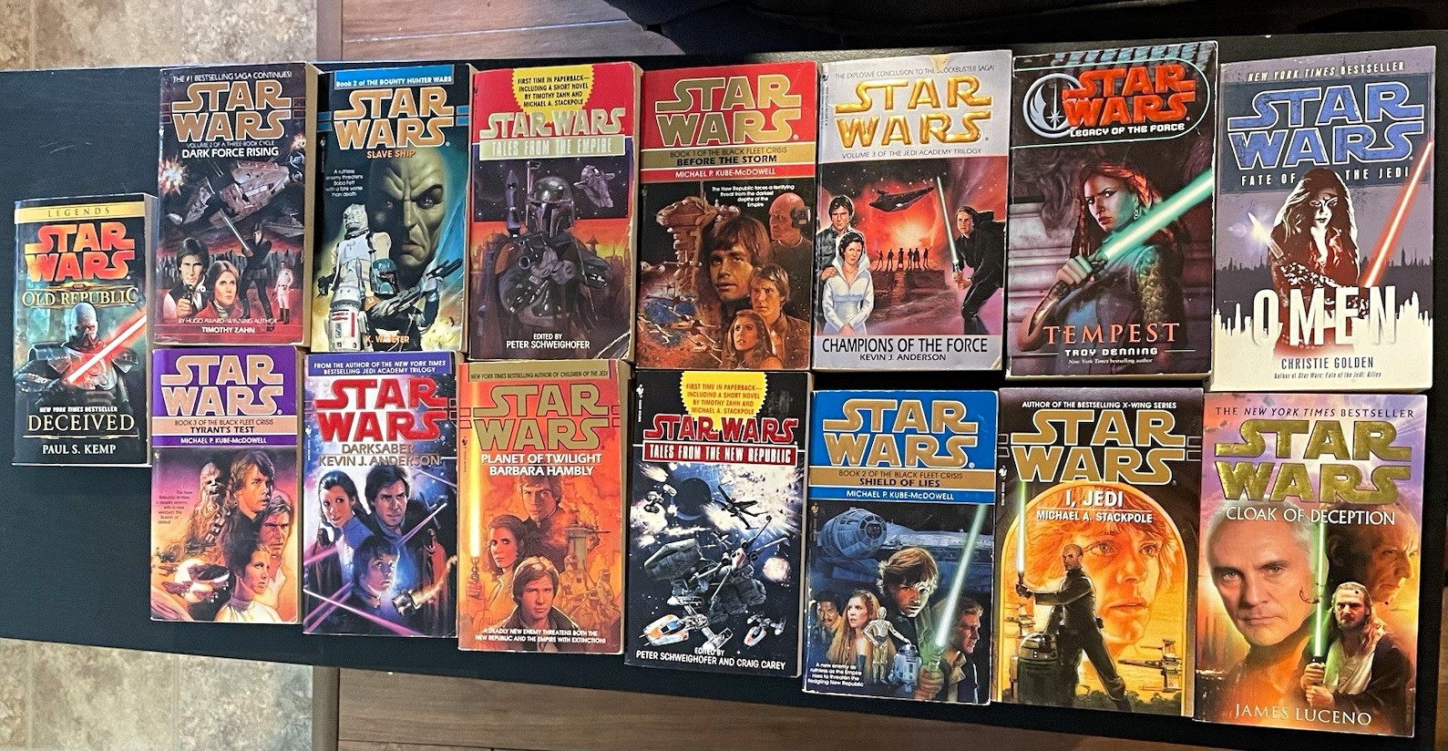 Star Wars Legends paperback lot, Knights of the old republic,legacy of the force Star Wars Legends paperback lot, Knights of the old republic,legacy of the force