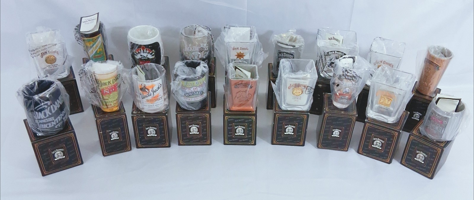 Legends Of JACK Daniel's Shot Glass Collection Limited Edition Lot Of 18 2002