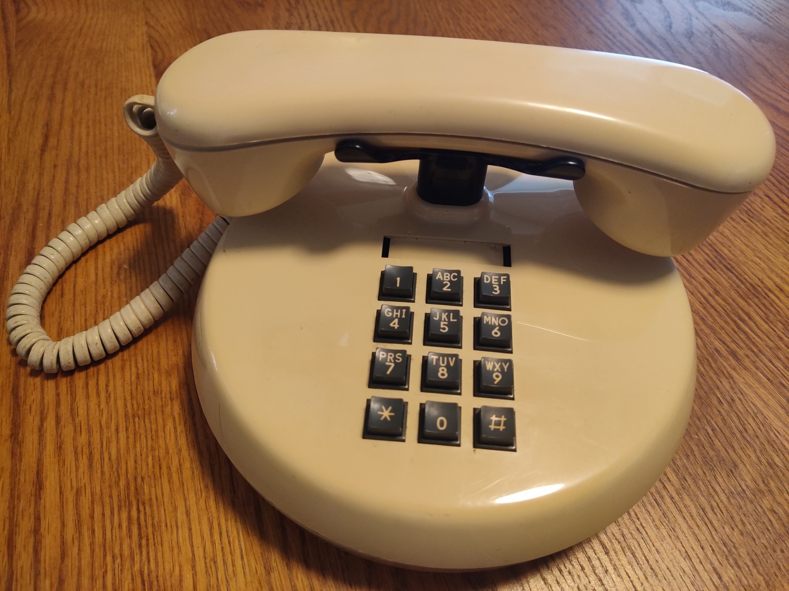 Vintage 70s-80s Northern Telecom Round Push-Button Phone Telephone - Ivory Retro