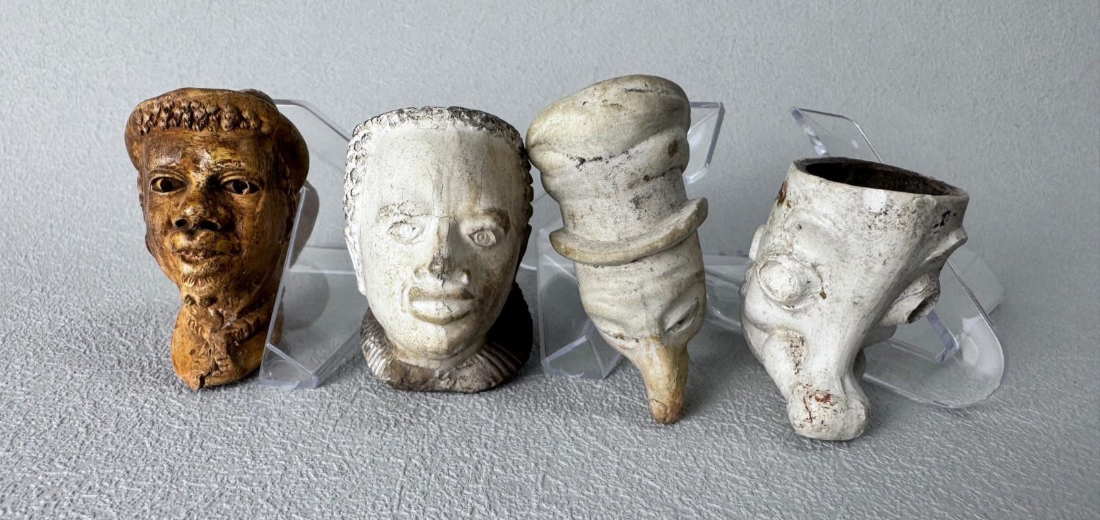 Lot (4) Antique White Clay Tavern Tobacco Pipe Carved Heads / Late 19th Century