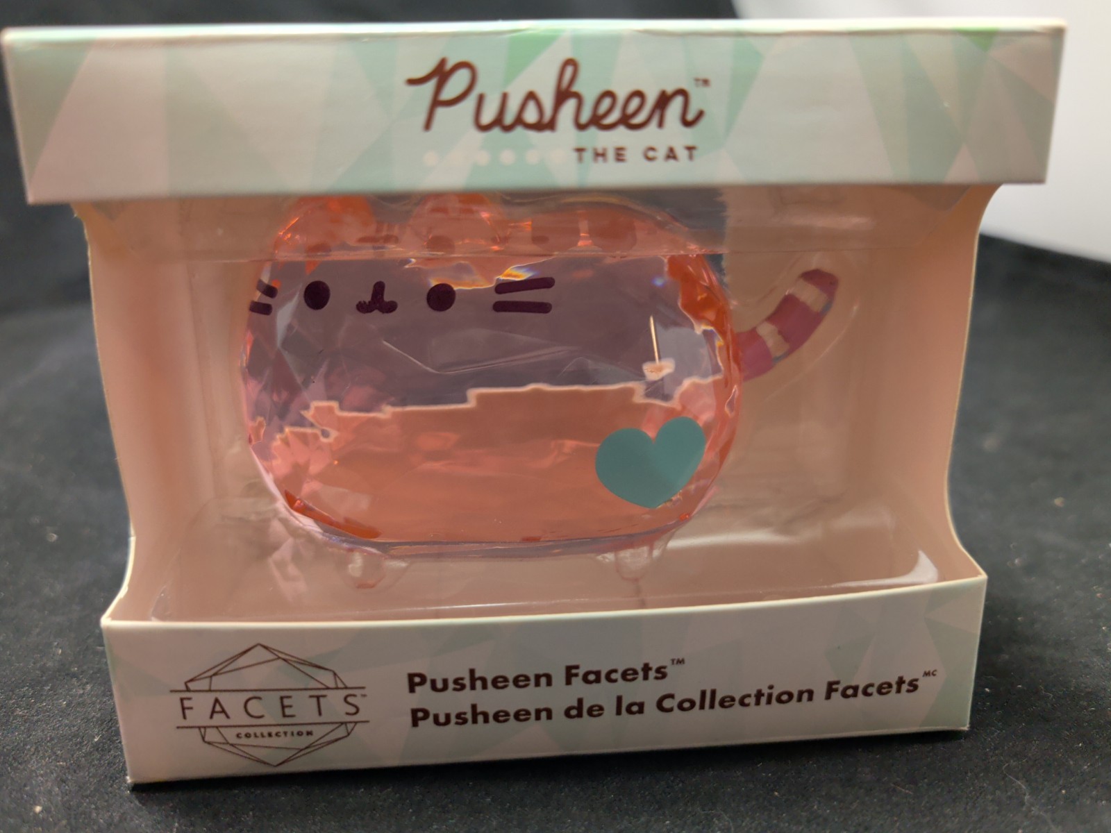 Pusheen Facets Collection - PUSHEEN The Cat Pink Acrylic Figurine Enesco Pusheen Facets Collection - PUSHEEN The Cat Pink Acrylic Figurine Enesco