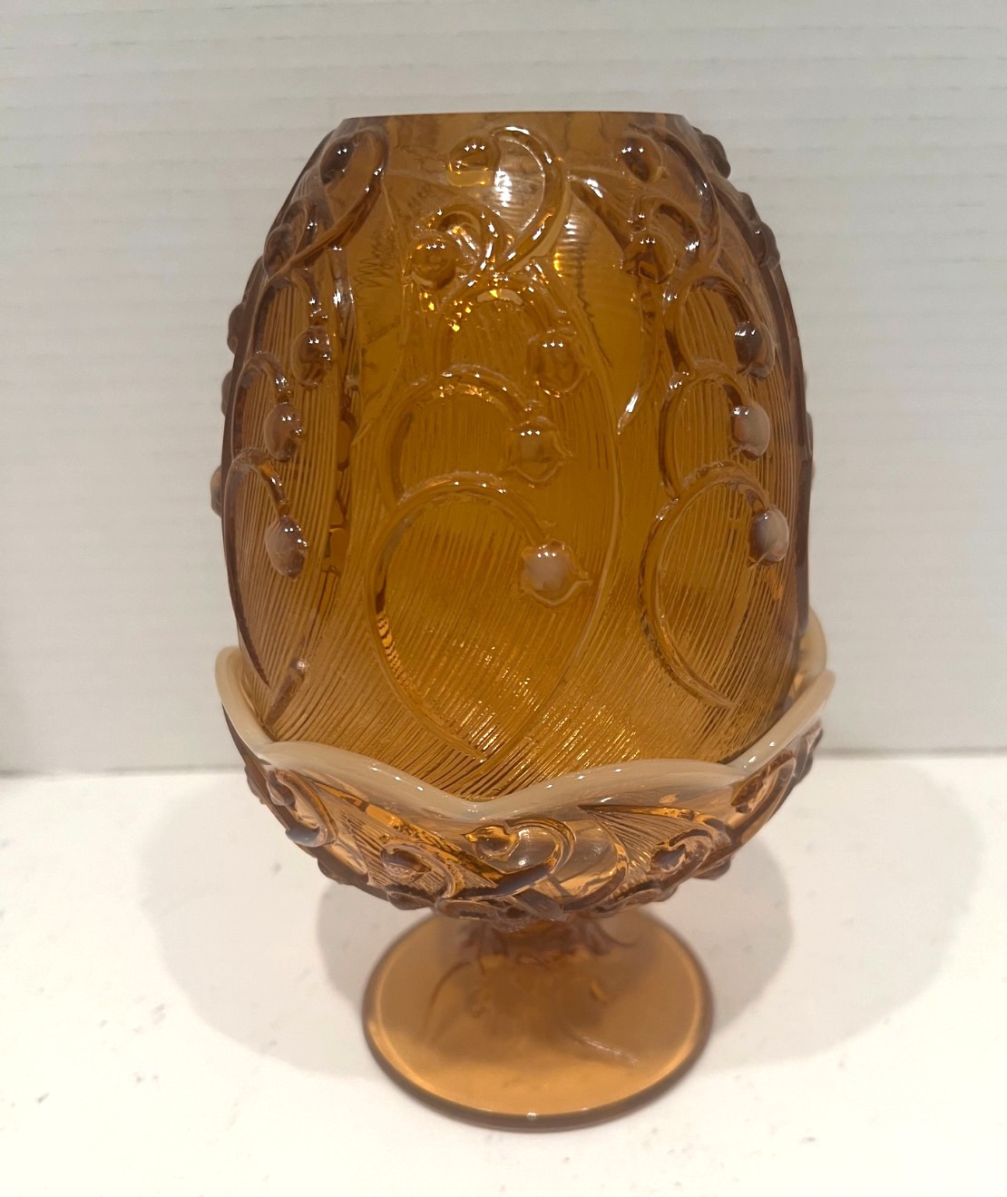 VTG FENTON LILY OF THE VALLEY FAIRY AMBER CAMEO OPALESCENT, EXCELLENT 8 VTG FENTON LILY OF THE VALLEY FAIRY AMBER CAMEO OPALESCENT, EXCELLENT 8