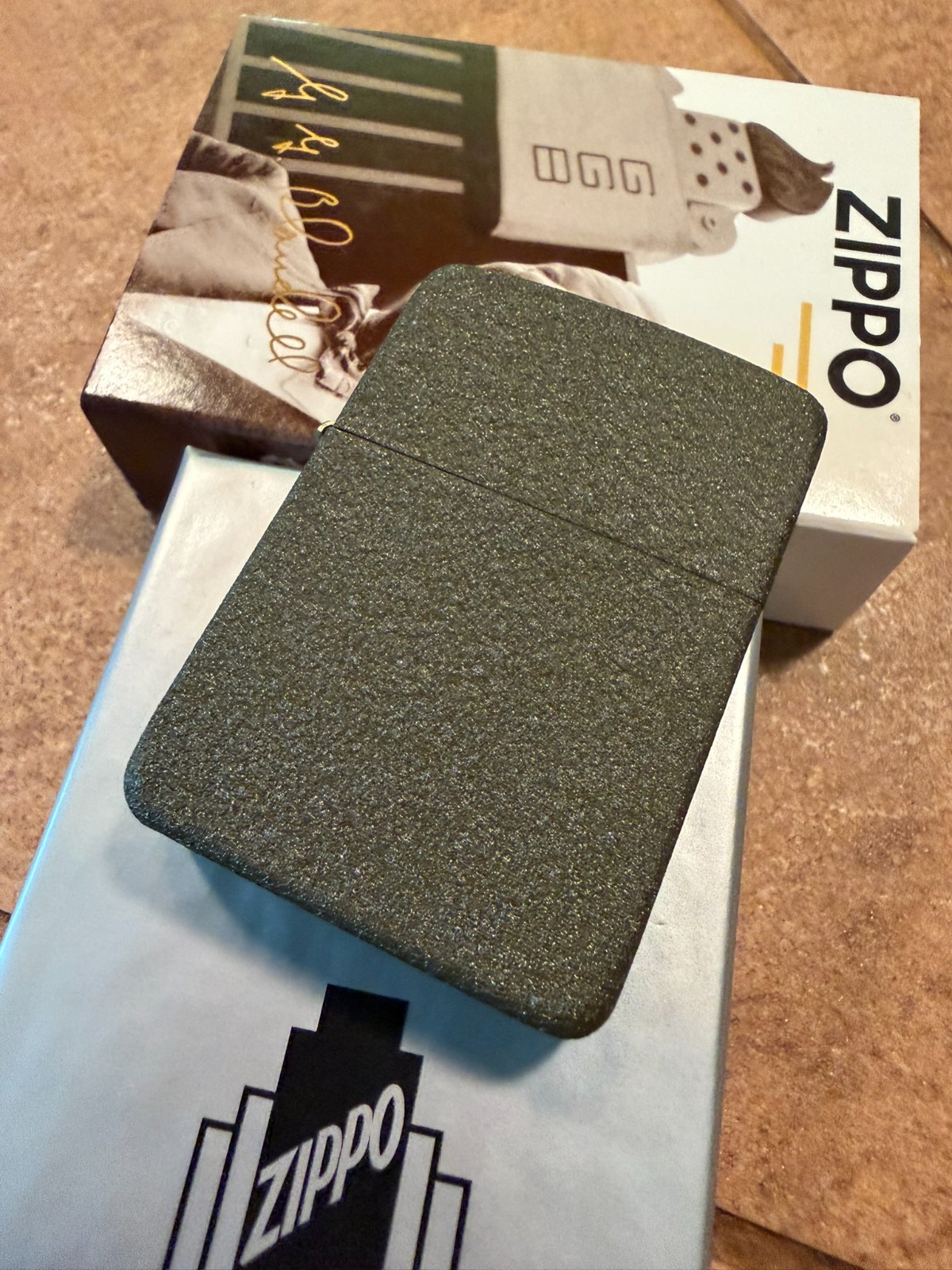 Zippo 47426 Founder Day 2026 Green Crackle Brass Windproof Lighter + Flint Pack Zippo 47426 Founder Day 2026 Green Crackle Brass Windproof Lighter + Flint Pack