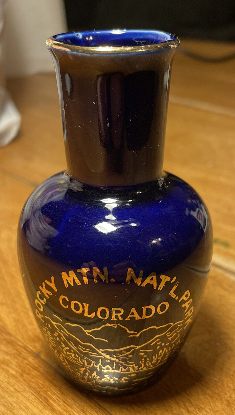 Vintage Souvenir Rocky Mtn. Nat’l Park Vase Made in Japan Vintage Souvenir Rocky Mtn. Nat’l Park Vase Made in Japan