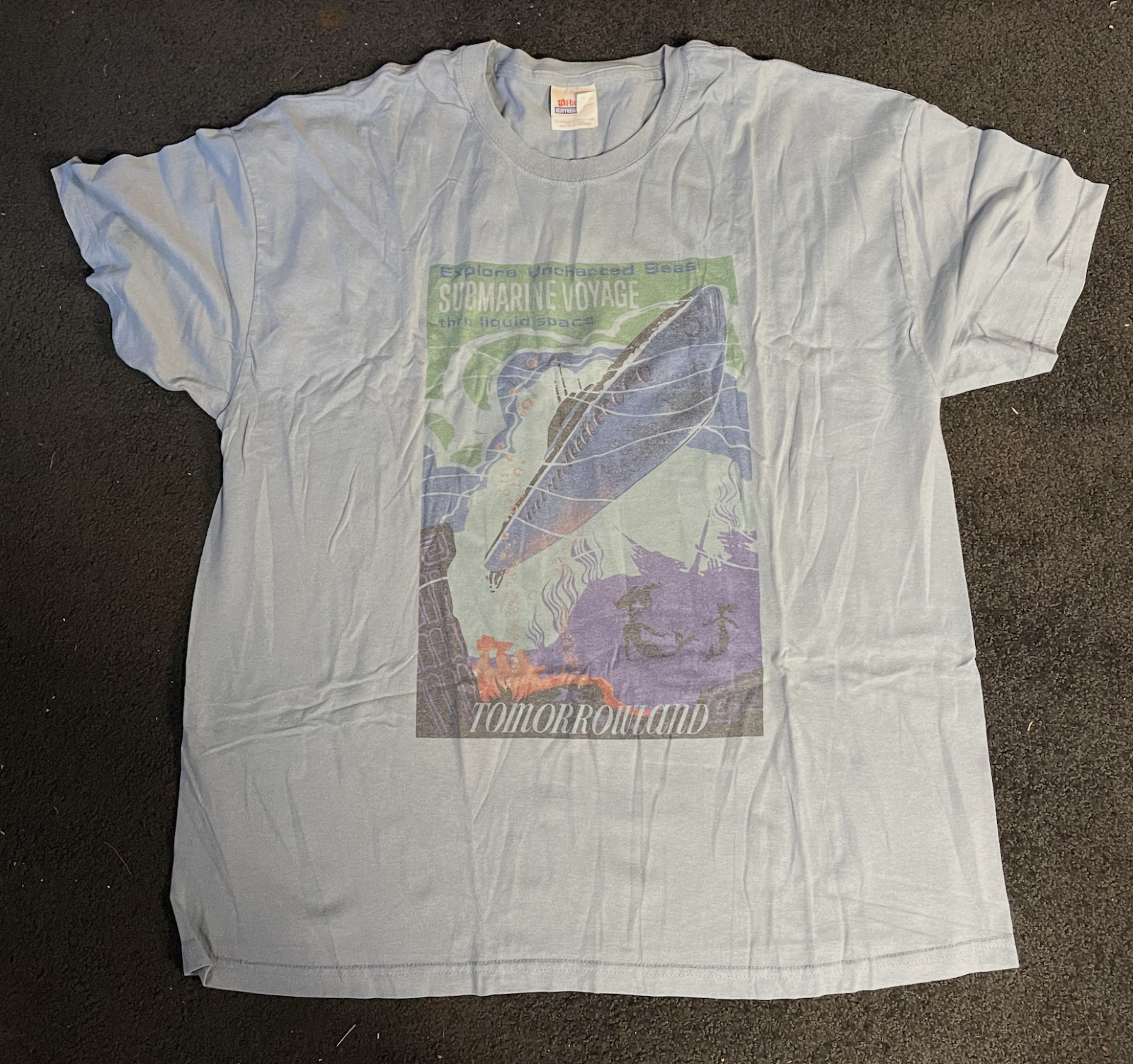 Rare Vintage Disneyland Submarine Attraction poster T-shirt Size XL Rare Vintage Disneyland Submarine Attraction poster T-shirt Size XL