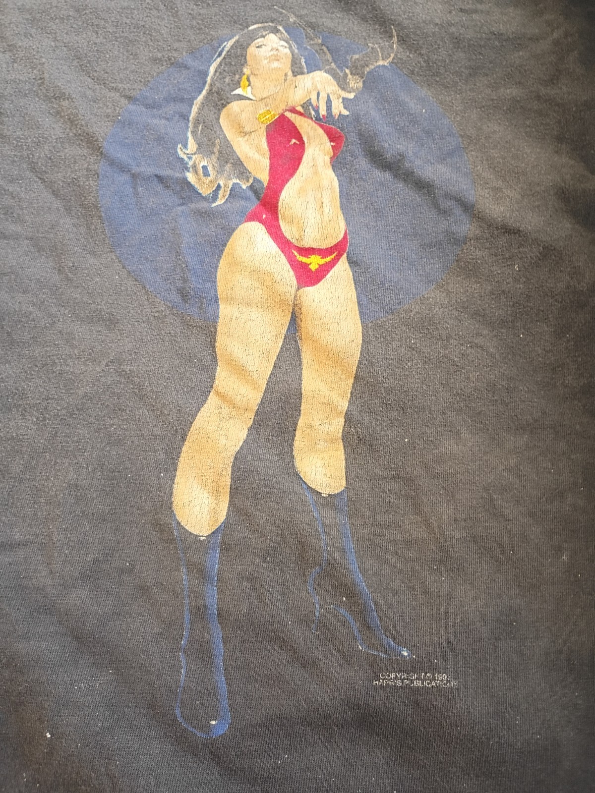 VNG \'95 VAMPIRELLA XXL HANES BEEFY T-Shirt Graphitti VERY GOOD Condition 