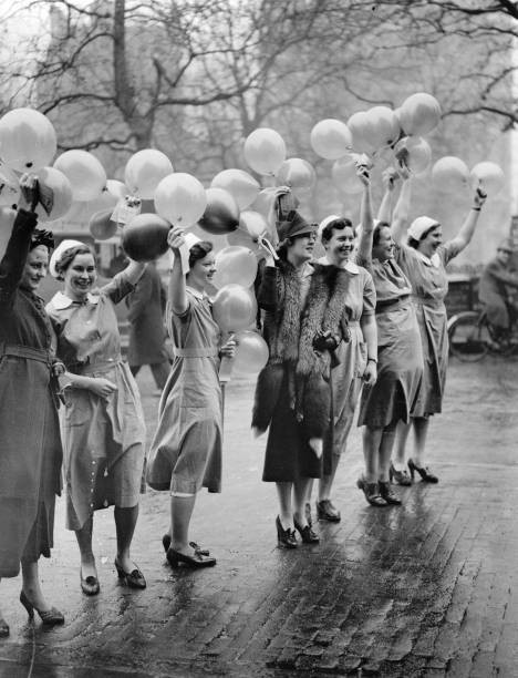 The first batch of a million balloons connection with Centenary ap- Old Photo