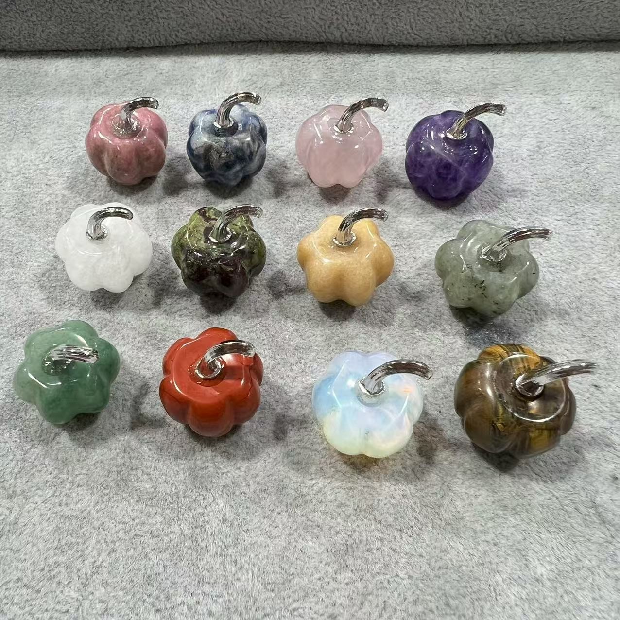5pc wholesale Natural Halloween  pumpkin skull  Quartz hand Carved crystal gift