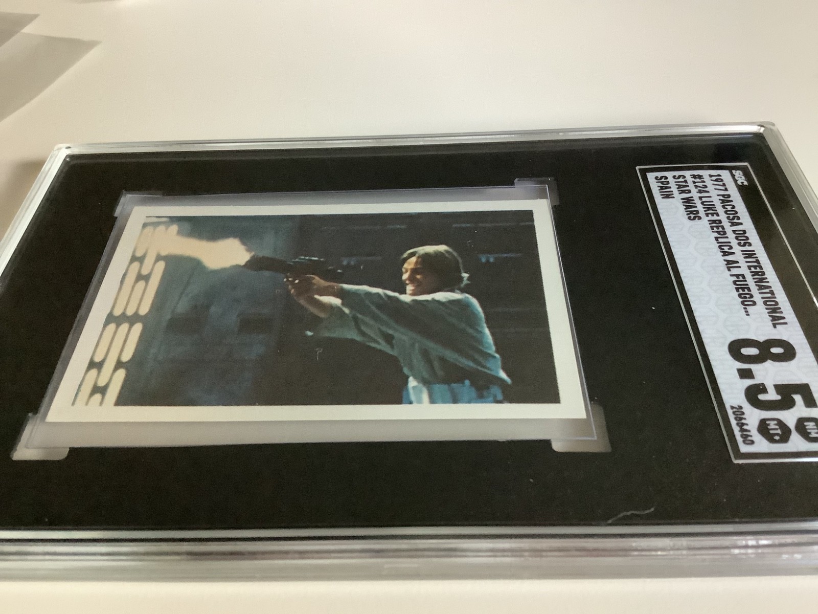 1977 PACOSA DOS LA GUERRA DE LAS GALAXIAS (STAR WARS) LUKE SKYWALKER 124 SGC 8.5 1977 PACOSA DOS LA GUERRA DE LAS GALAXIAS (STAR WARS) LUKE SKYWALKER 124 SGC 8.5