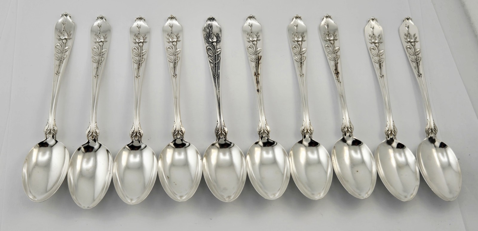 Vintage Wallace Sterling Silver Rose Bud Demitasse Coffee Spoons Set of 10 - 83g Vintage Wallace Sterling Silver Rose Bud Demitasse Coffee Spoons Set of 10 - 83g