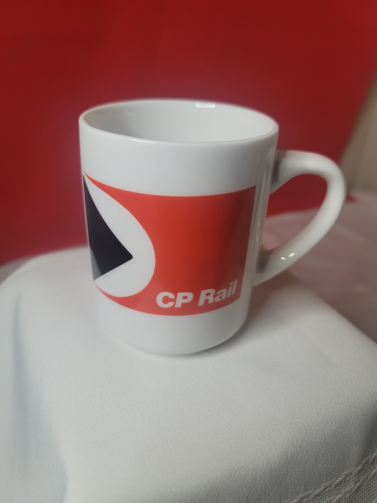 Vintage CP RAIL CALGARY ALBERTA RAIL SYSTEM Ceramic Coffee Mug Cup Vintage CP RAIL CALGARY ALBERTA RAIL SYSTEM Ceramic Coffee Mug Cup