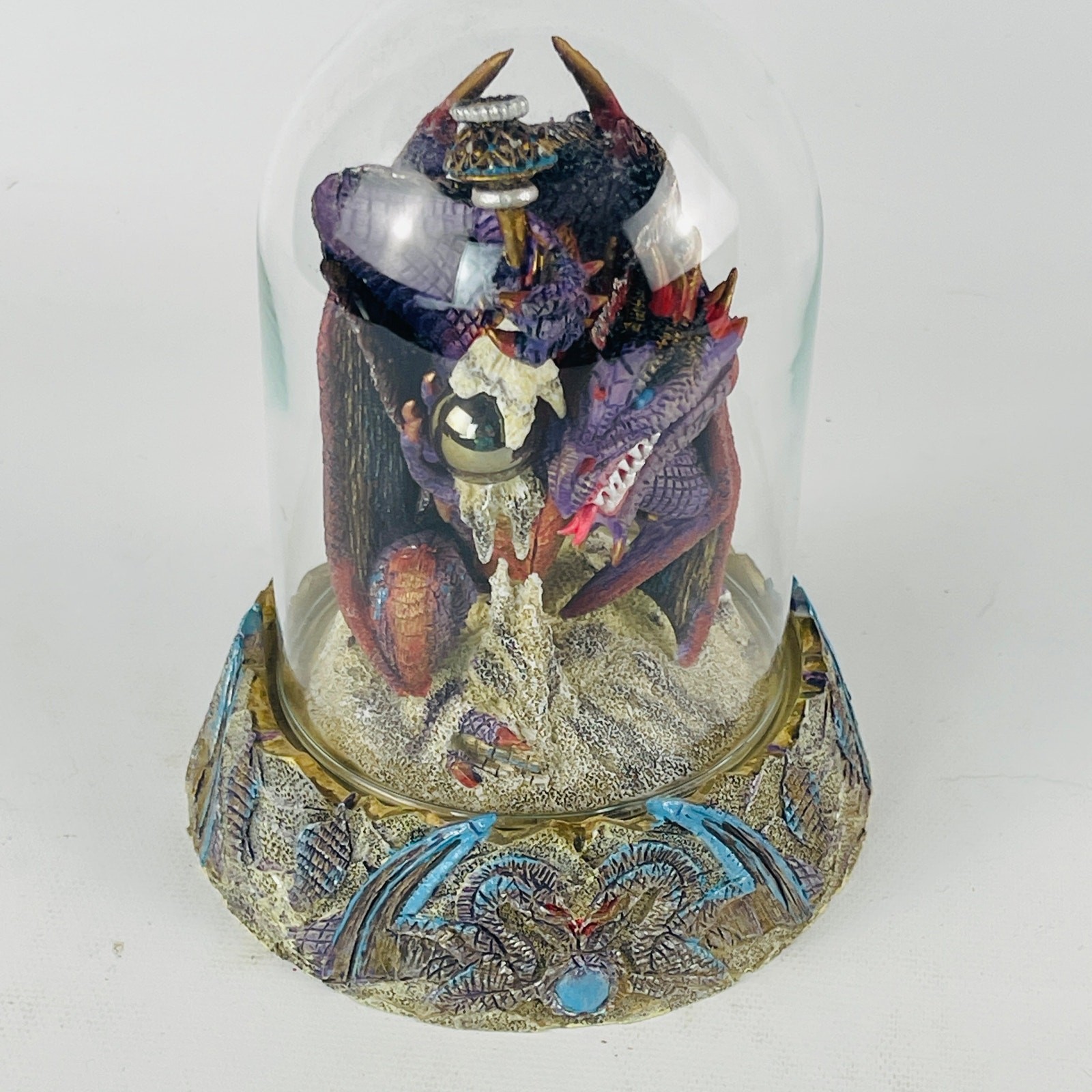 Dragonfate By Franklin Mint - Hand Painted Michael Whelan - Glass Dome Dragonfate By Franklin Mint - Hand Painted Michael Whelan - Glass Dome