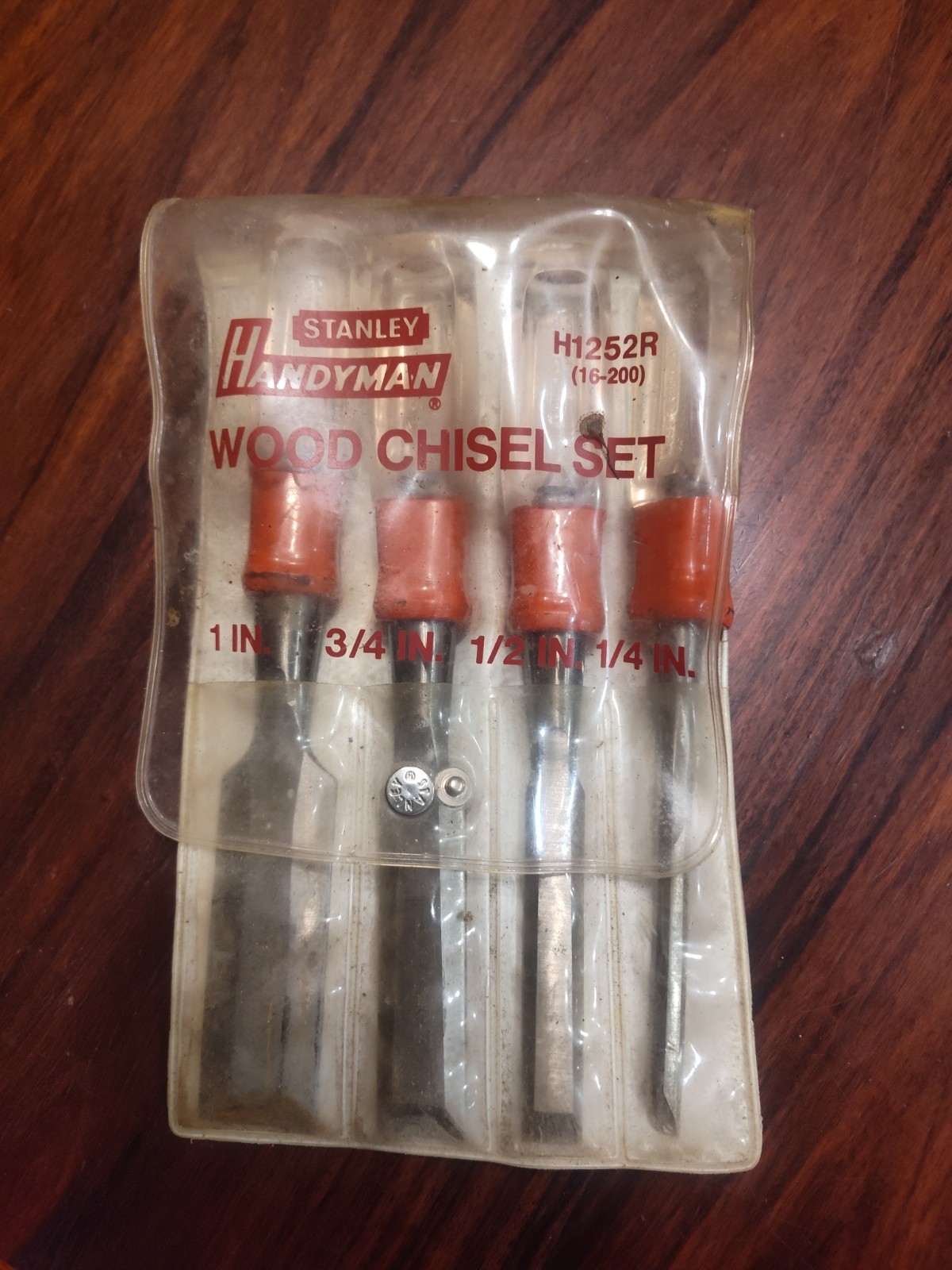 Stanley Handyman 4pc. Wood Chisel Set H1252R Stanley Handyman 4pc. Wood Chisel Set H1252R