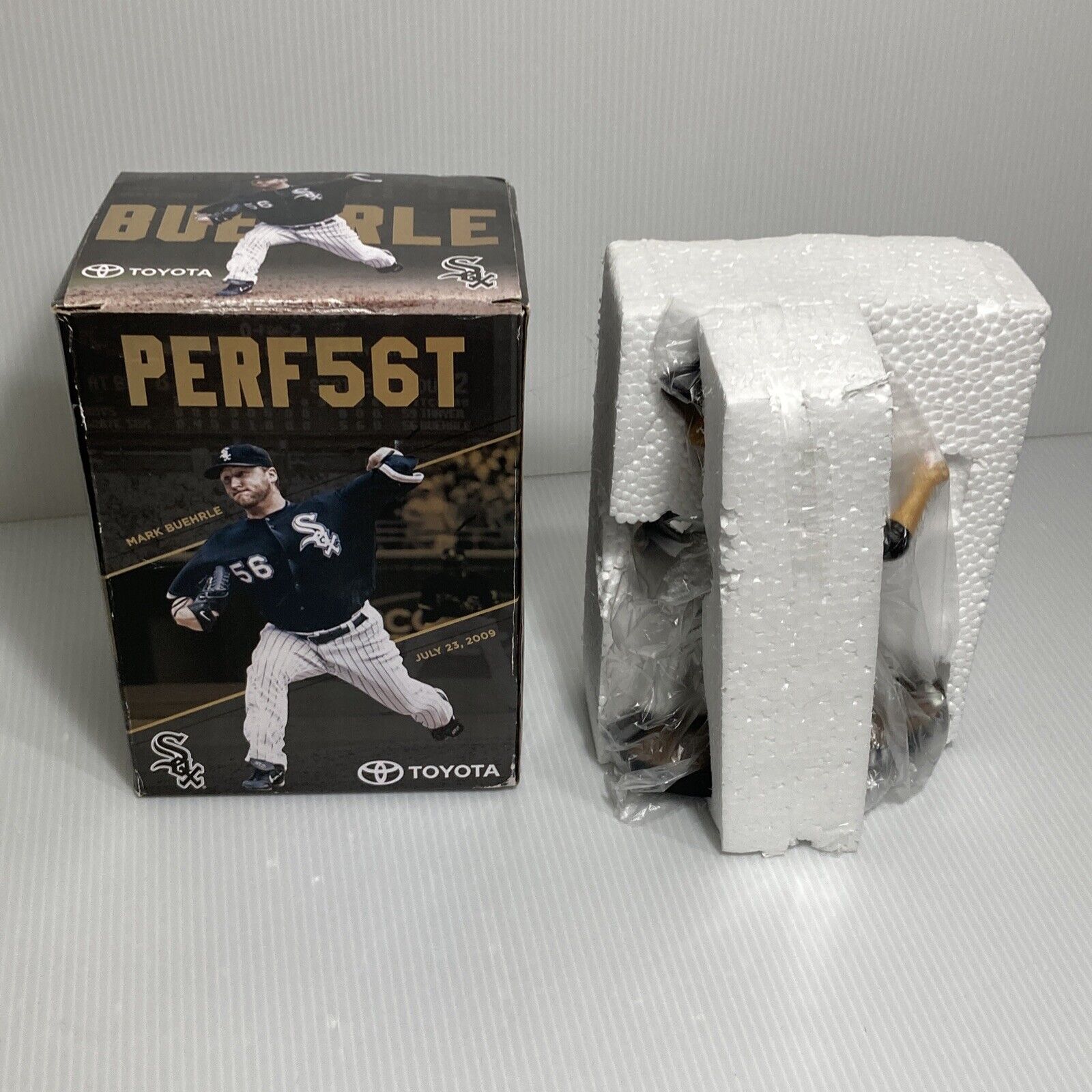 CHICAGO WHITE SOX MARK BUEHRLE BOBBLEHEAD PERF56T PERFECT GAME