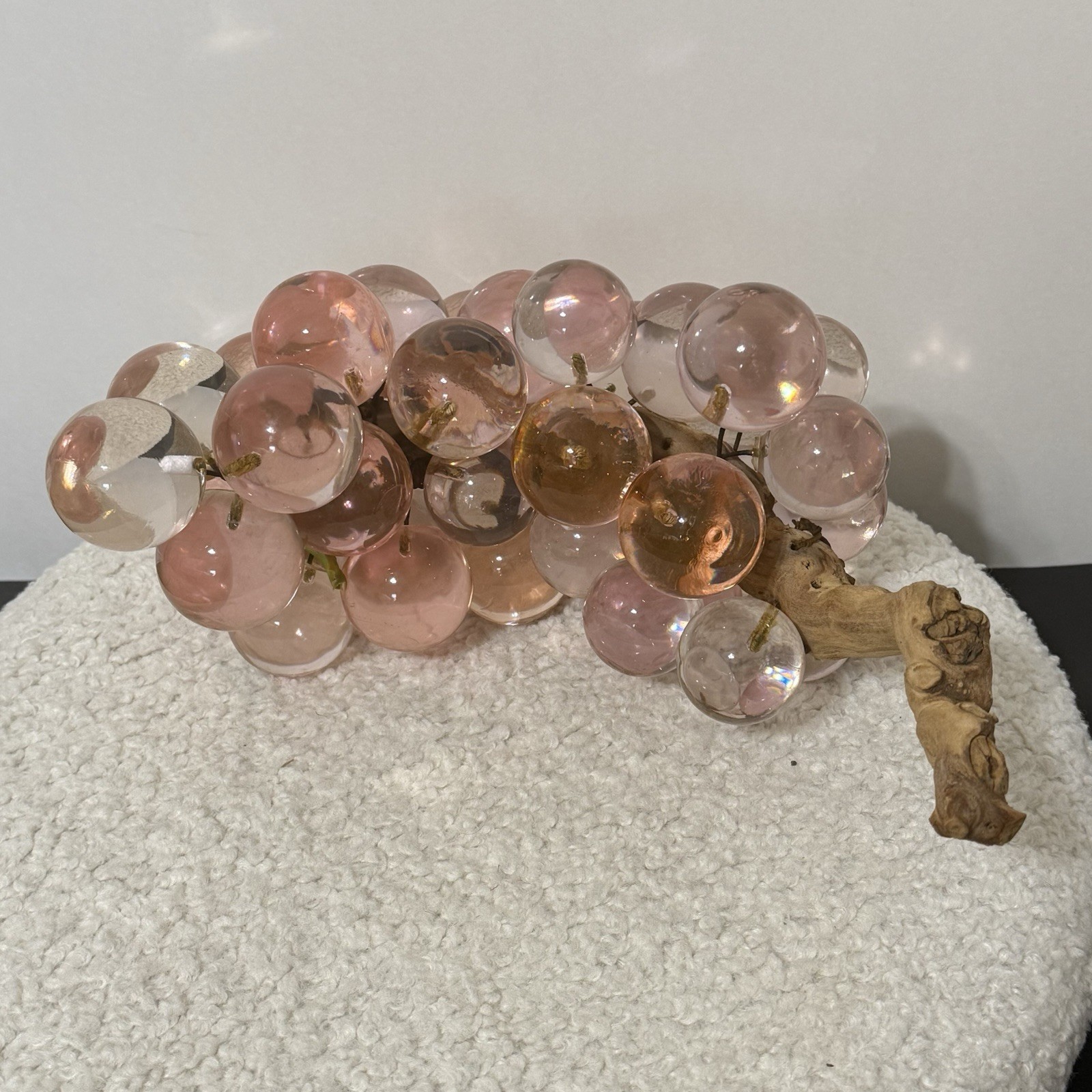 LARGE Vintage Pink Lucite On Driftwood GRAPE CLUSTER MCM 12” x 8” 6.8 Lbs HTF LARGE Vintage Pink Lucite On Driftwood GRAPE CLUSTER MCM 12” x 8” 6.8 Lbs HTF