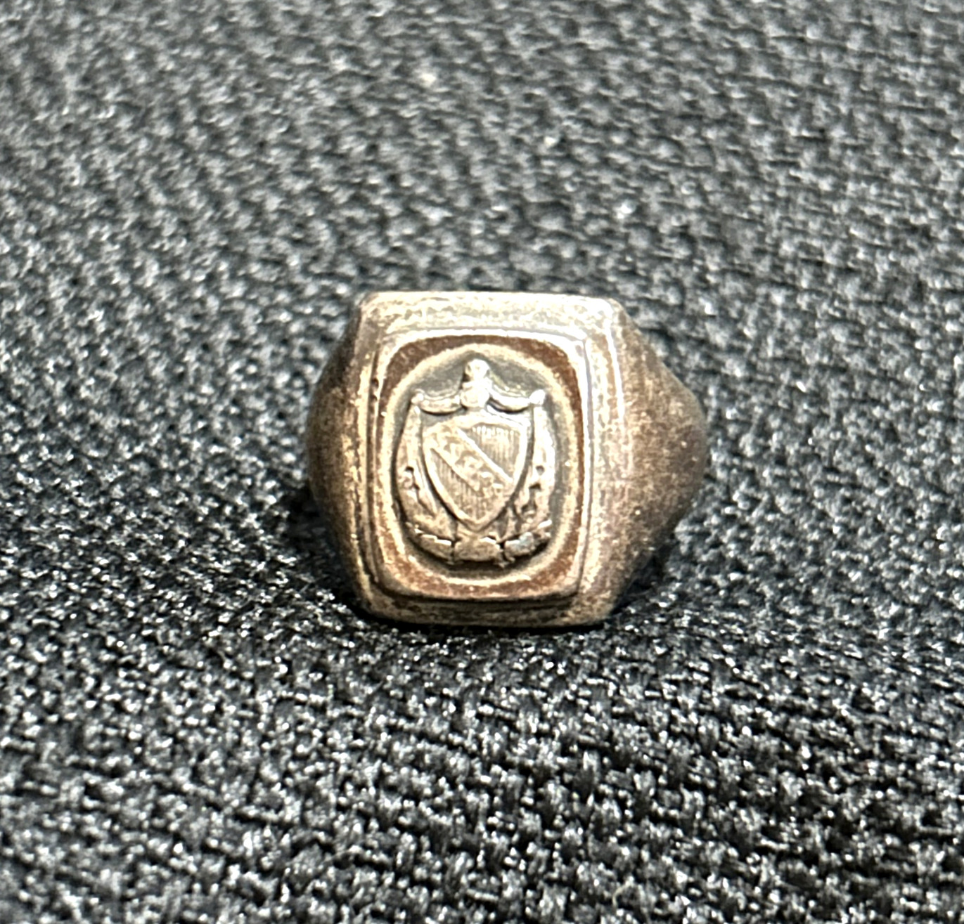 VINTAGE Tau Kappa Epsilon fraternity sterling silver crest ring, sz 9 TKE - OLD