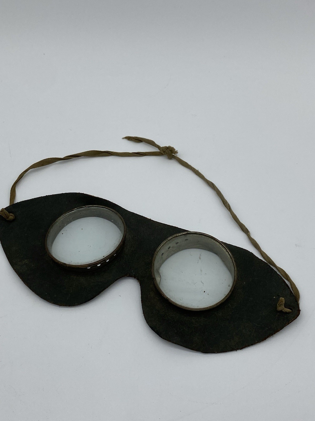 RARE WWI ERA FIGHTER PILOT FLIGHT GOGGLES RARE WWI ERA FIGHTER PILOT FLIGHT GOGGLES