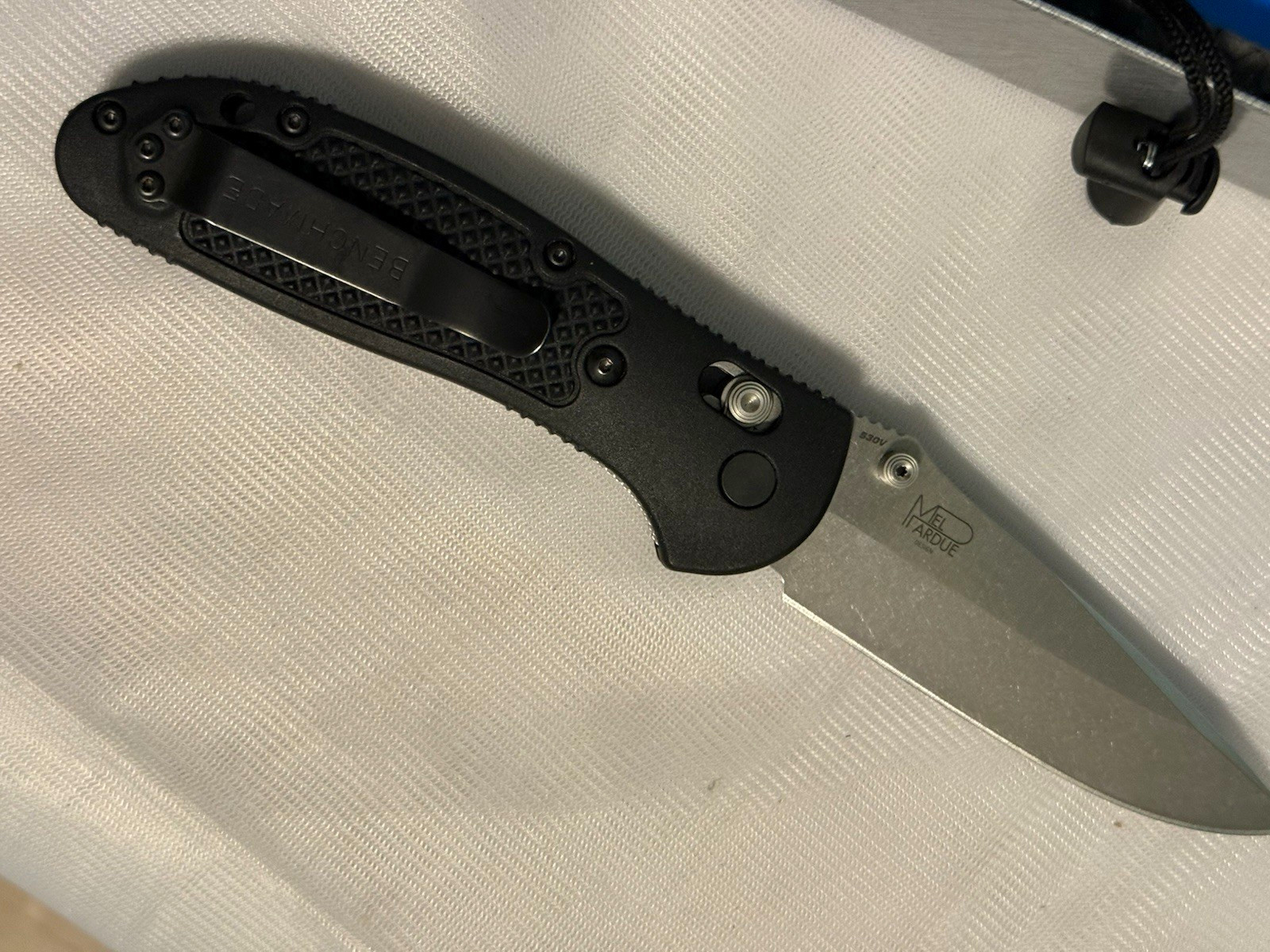 Benchmade Griptilian 551-S30V AXIS Lock USA Folding Knife Box Pouch Papers Benchmade Griptilian 551-S30V AXIS Lock USA Folding Knife Box Pouch Papers