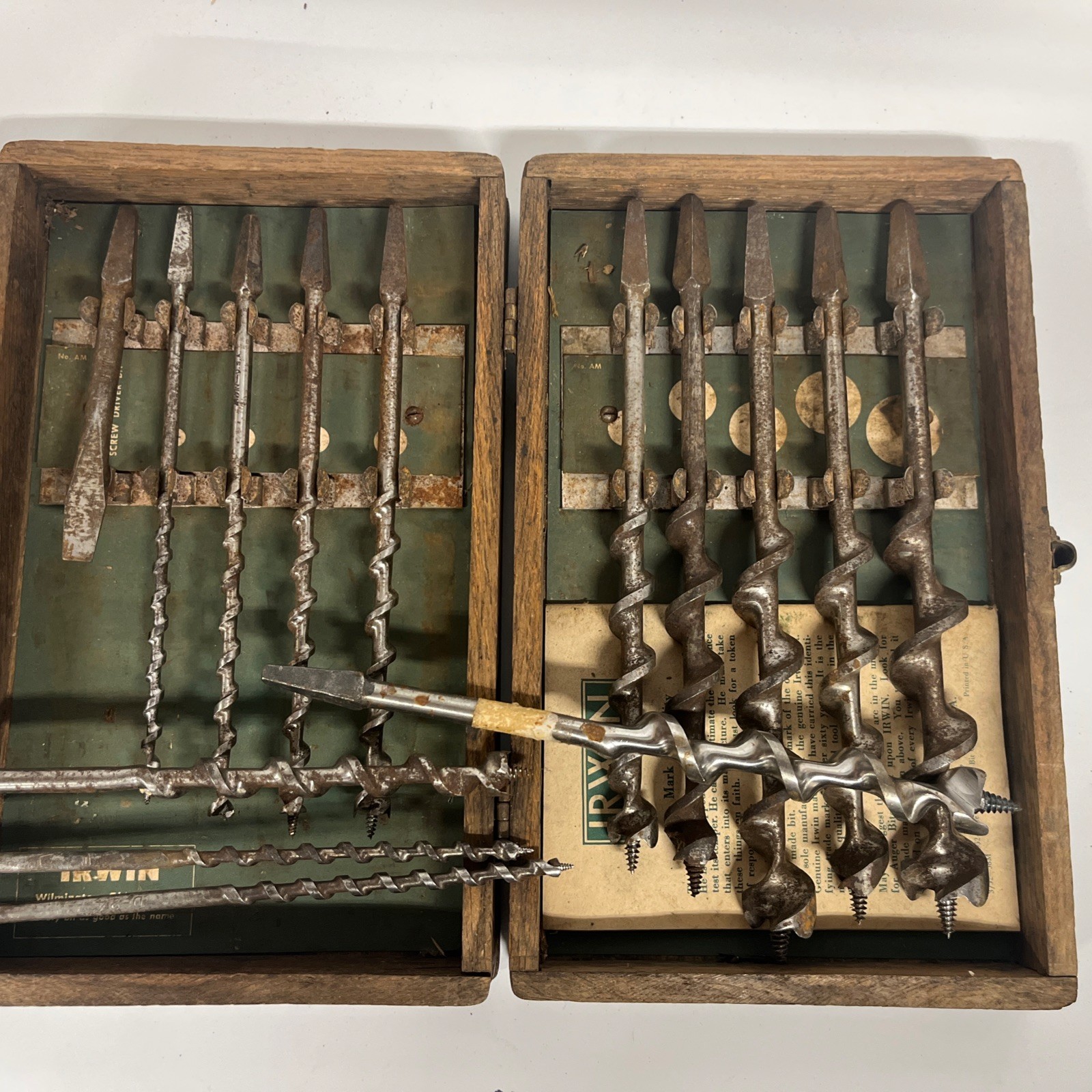 Vintage Irwin Pro Grade Excellent 13 Pc set Auger Hand Drill Brace Bits Vintage Irwin Pro Grade Excellent 13 Pc set Auger Hand Drill Brace Bits