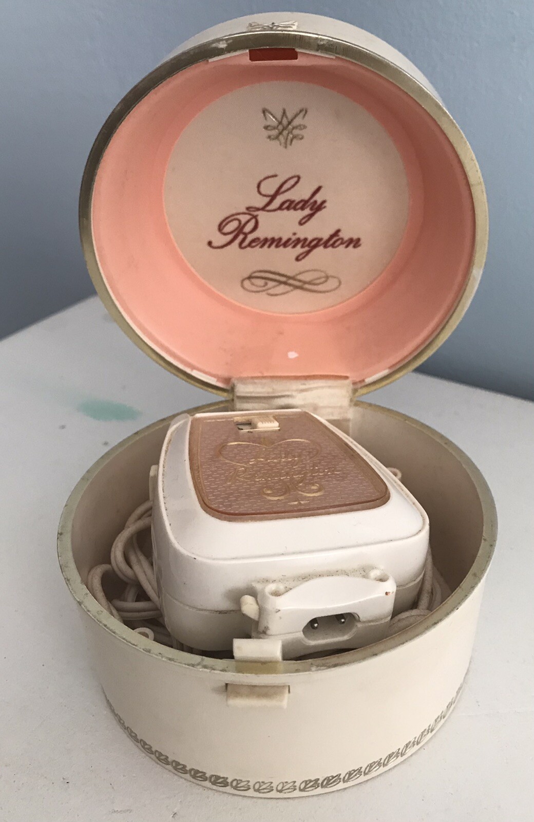 Vintage Lady Remington proncess Ivory Electric Shaver Vintage Lady Remington proncess Ivory Electric Shaver