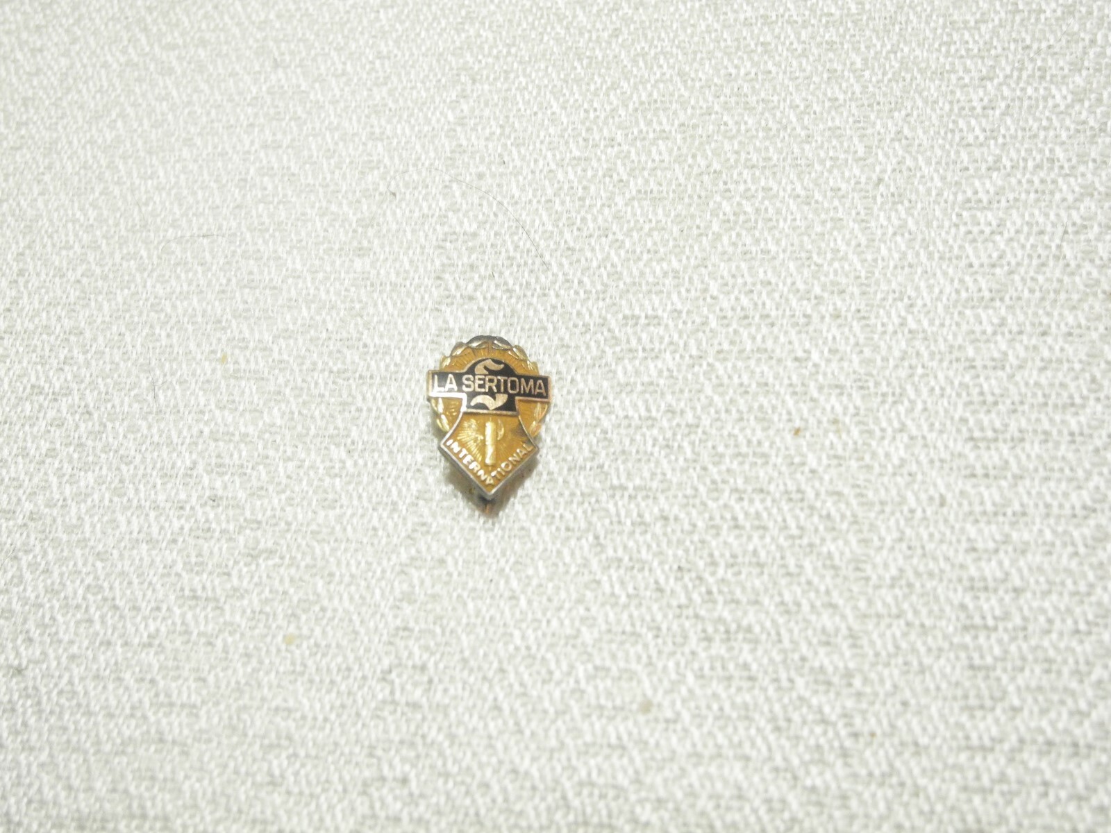 LA Sertoma International Gf Service Award Pin LA Sertoma International Gf Service Award Pin