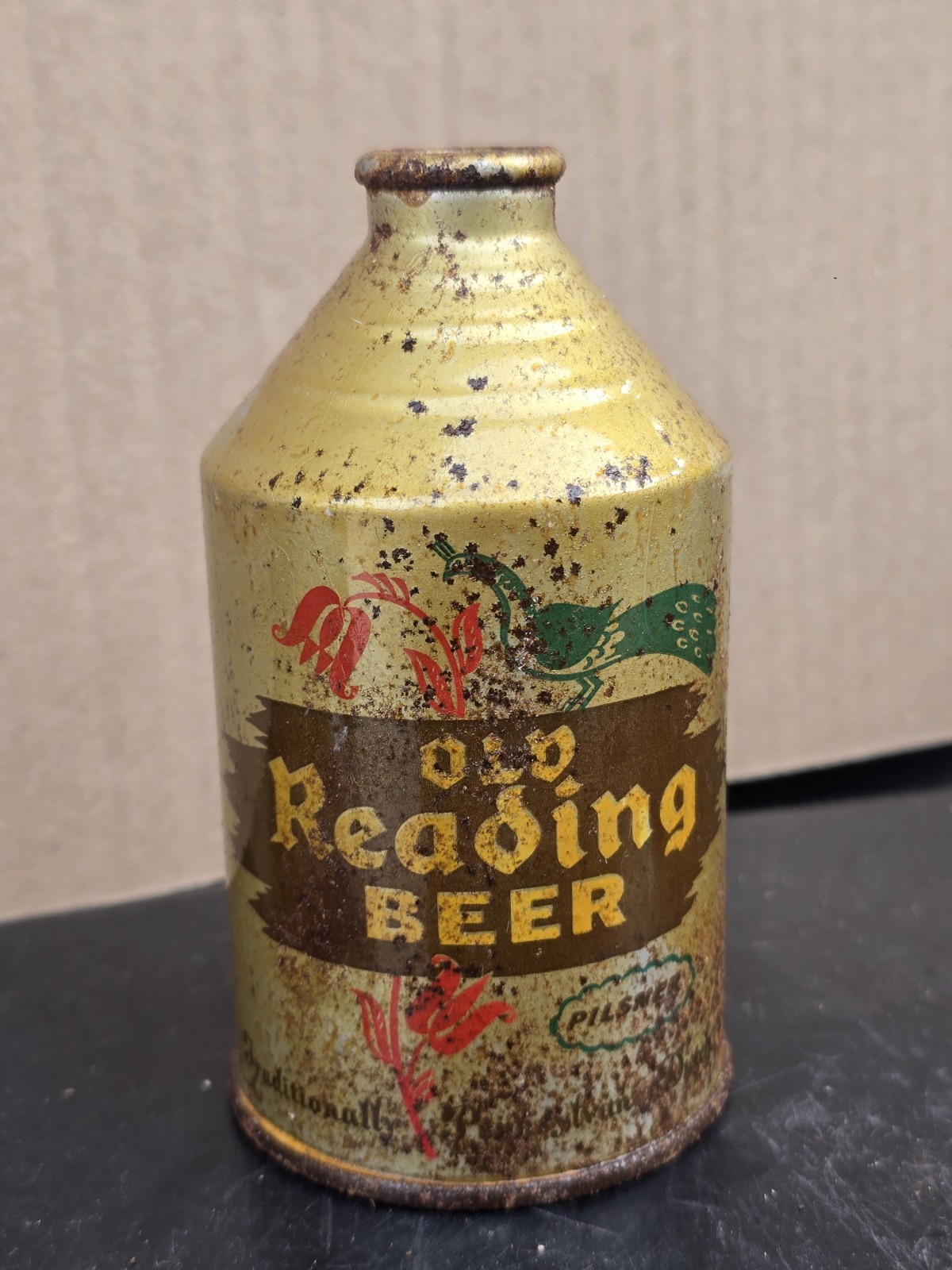 Vintage 1930s Old Reading Beer Cone Top Beer Can Crowntainer Reading Pa. Rare Vintage 1930s Old Reading Beer Cone Top Beer Can Crowntainer Reading Pa. Rare