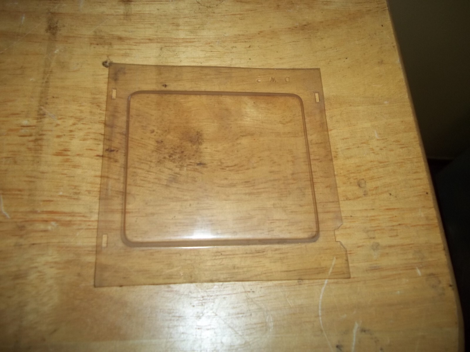 Trav-Ler Model 5002 Tube Radio Dial Plate Window (Plastic)