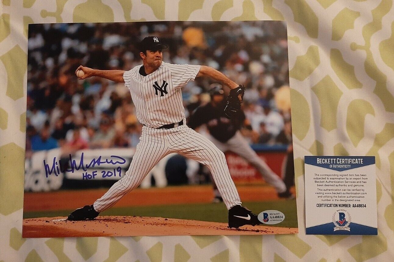 Mike Mussina signed autographed NY Yankees 8x10 photo Beckett BAS COA #AA48834