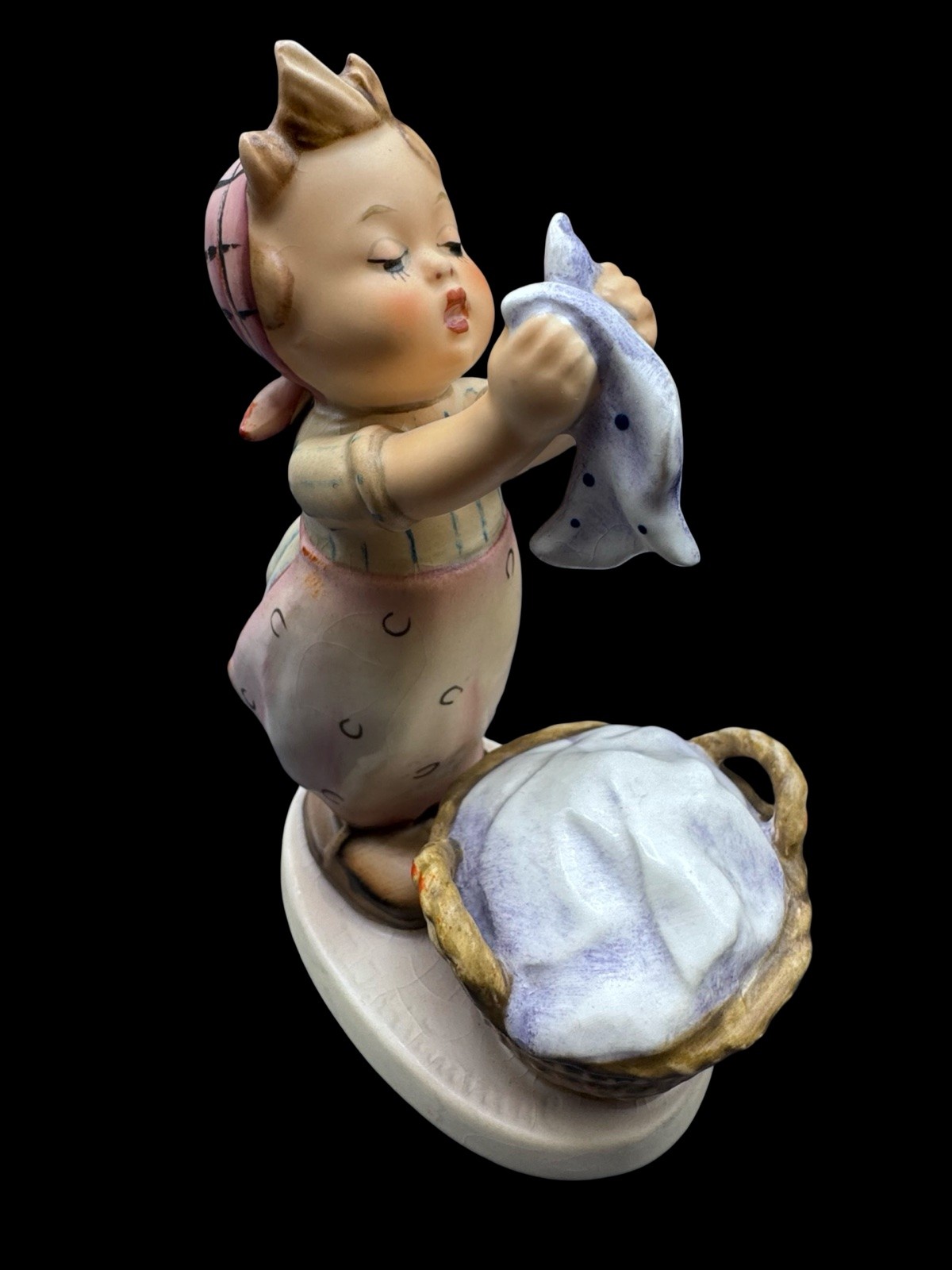 Goebel Hummel Wash Day Figurine West Germany Girl With Laundry Basket 6