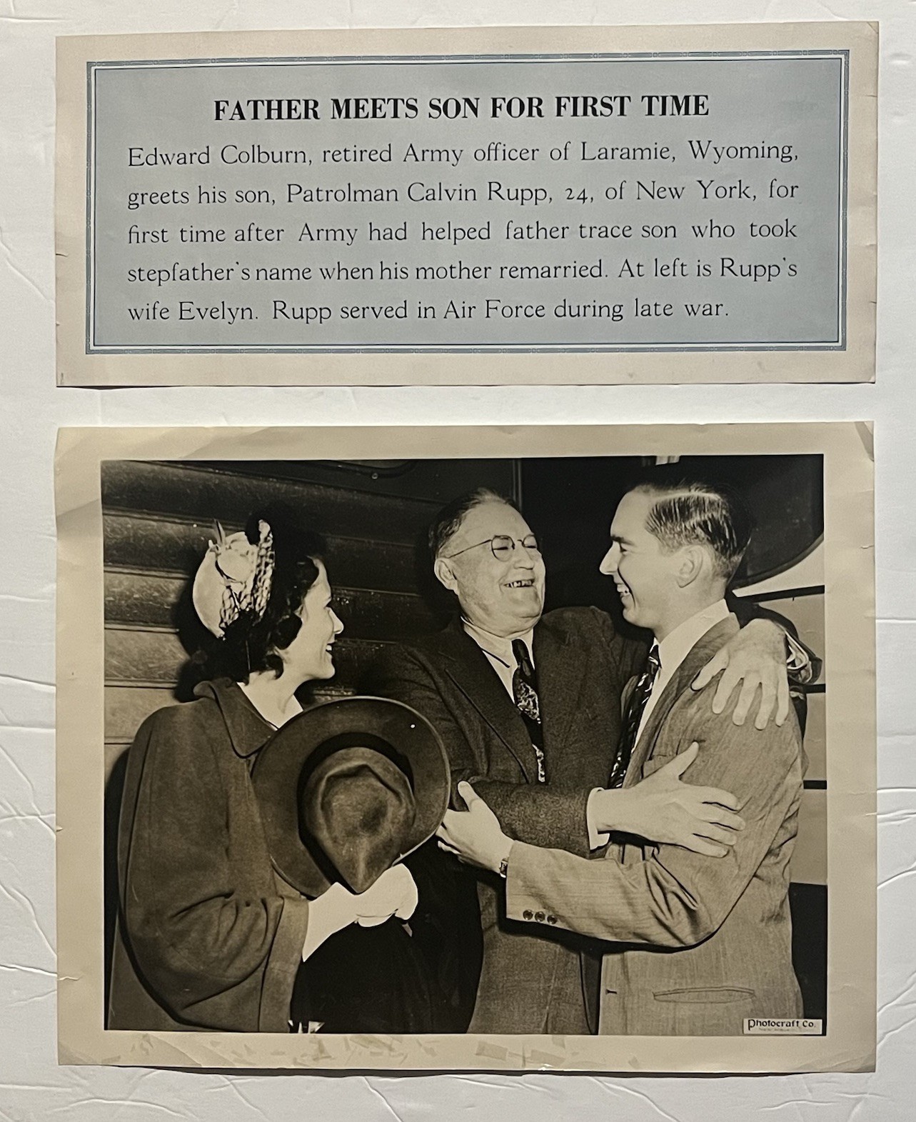 Photo MID CENTURY VTG 40s Father Son 1st Time Meeting Air Force Army WWII 11x14