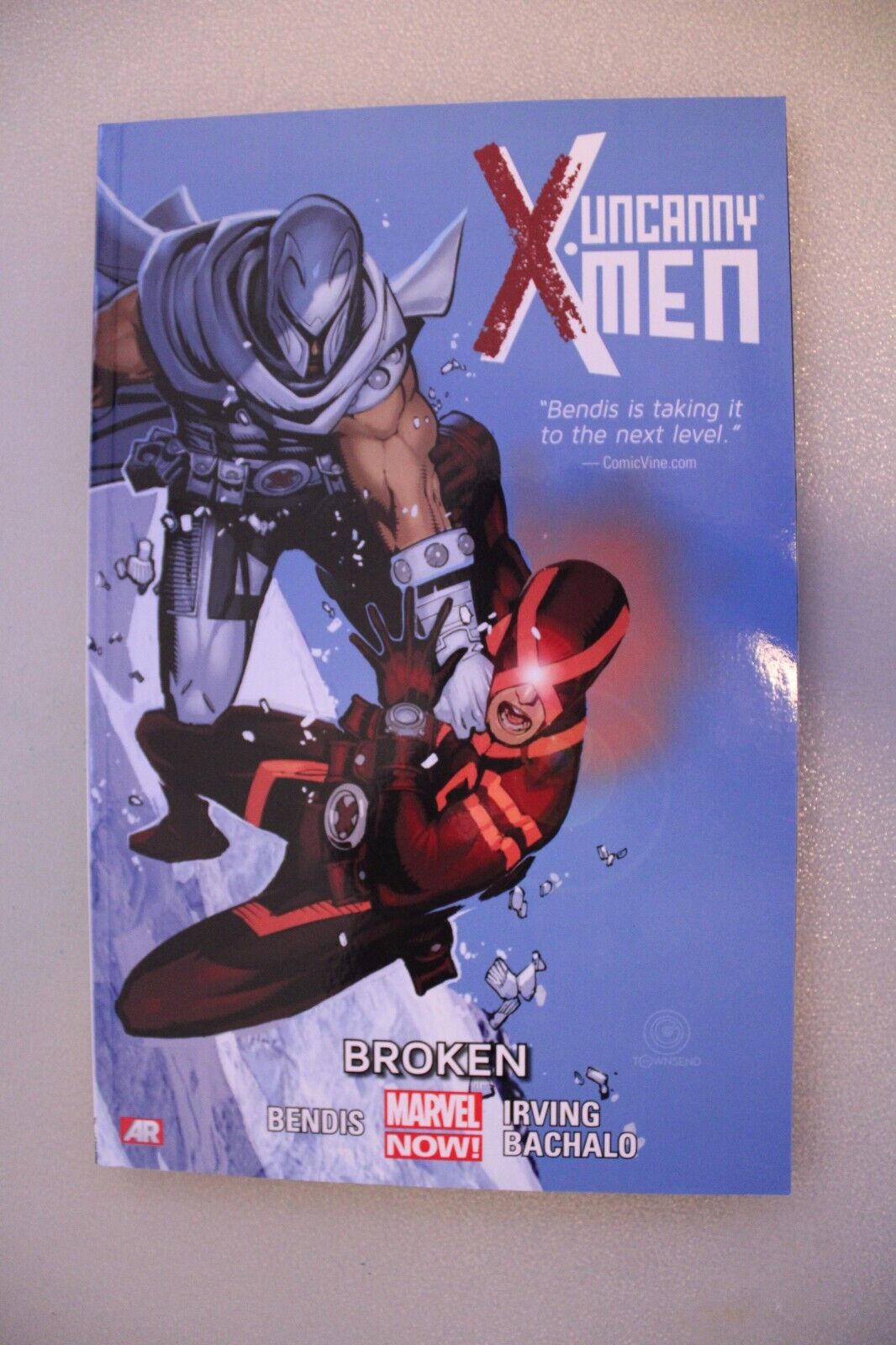 Uncanny X-Men Broken First Printing 2014 TPB