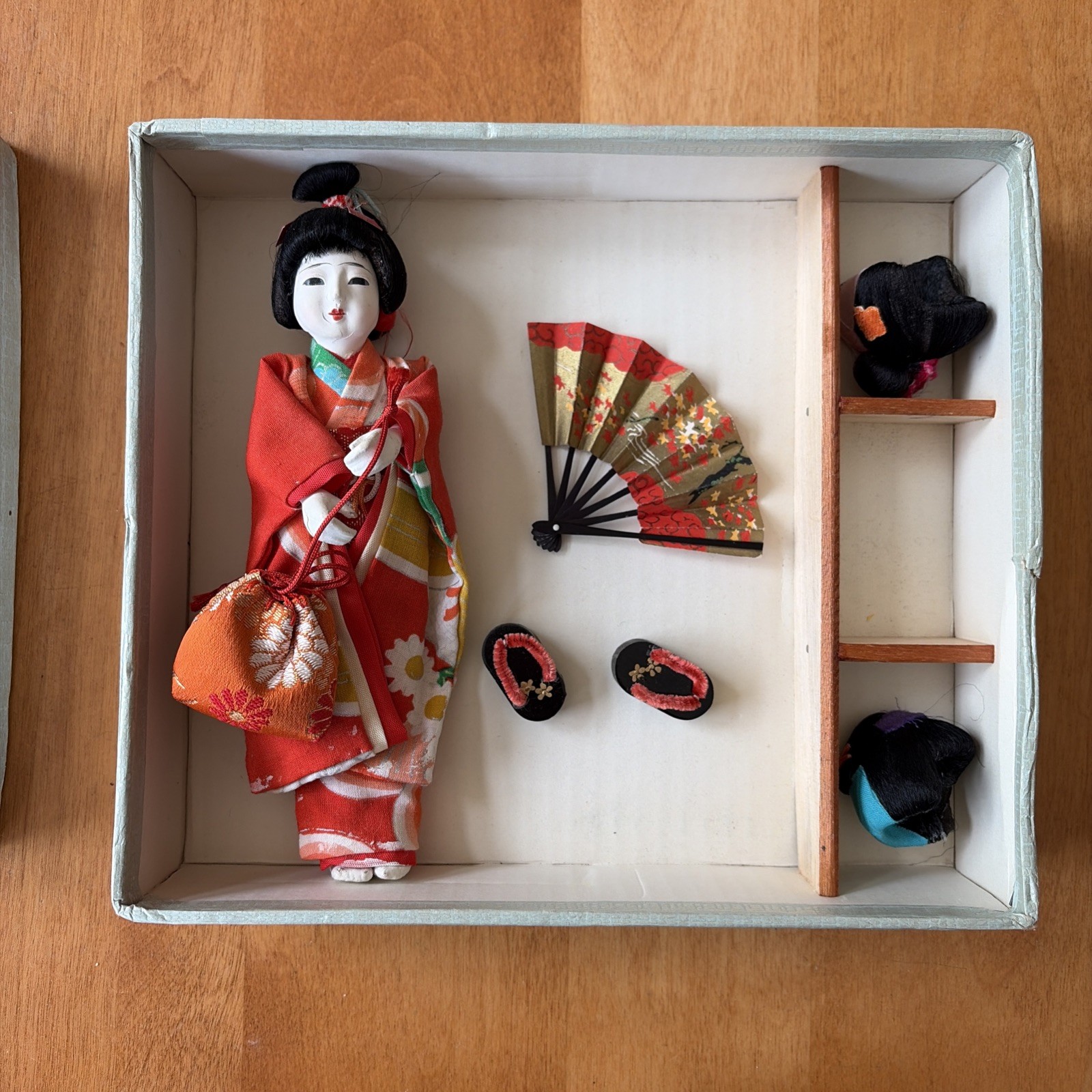 HANAKO JAPANESE DOLL WITH 3 WIGS FAN & SANDALS ORIGINAL BOX VINTAGE 
