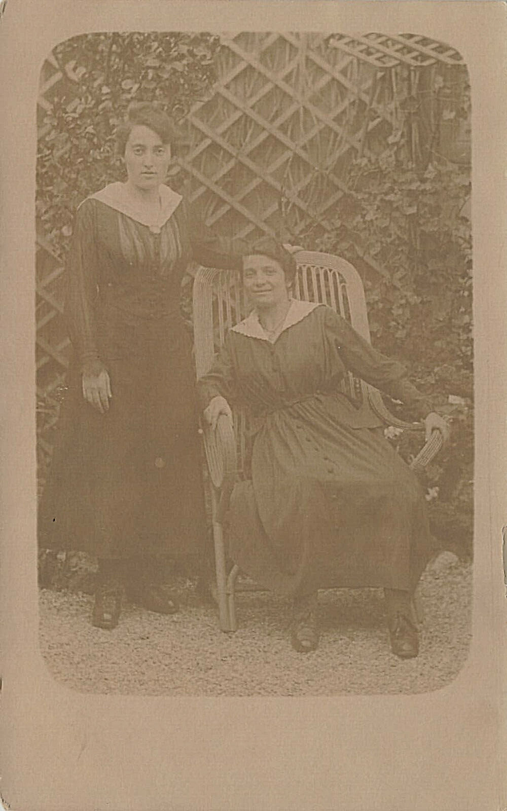 TWO WOMEN POSE TOGETHER REAL PHOTO POSTCARD WIEN VIENNA AUSTRIA 1910 RPPC TWO WOMEN POSE TOGETHER REAL PHOTO POSTCARD WIEN VIENNA AUSTRIA 1910 RPPC
