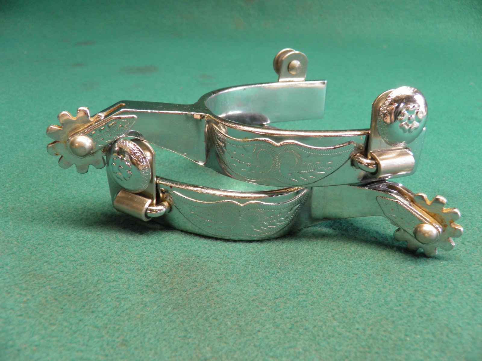 NICE GOOD PAIR OF CROCKETT RENALDE WESTERN COWBOY SPURS NICE GOOD PAIR OF CROCKETT RENALDE WESTERN COWBOY SPURS