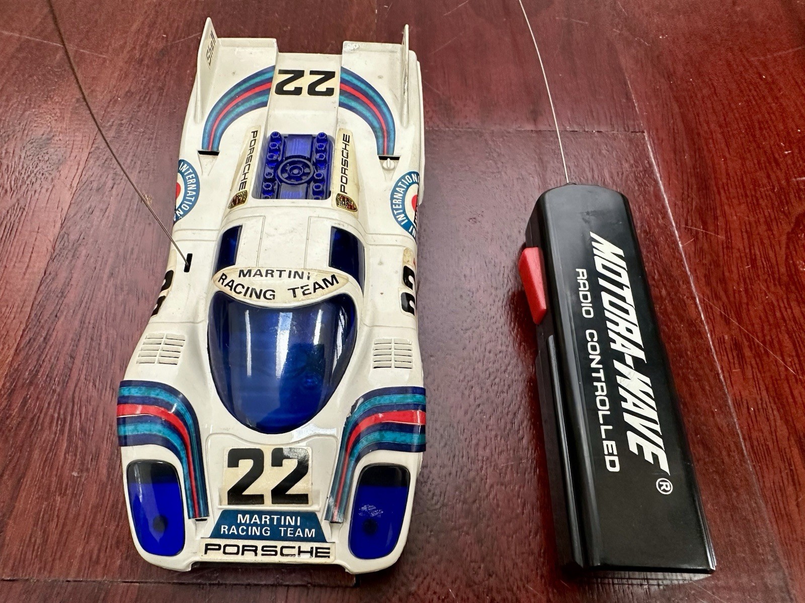 RC Motor Wave Porsche-917K Showa Retro K29 W/ Remote Control - Read Description RC Motor Wave Porsche-917K Showa Retro K29 W/ Remote Control - Read Description