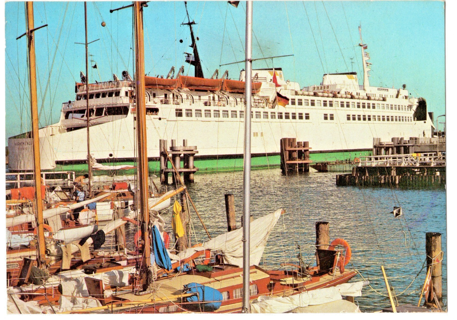 Postcard Rostock-Warnemünde with ferry Postcard Rostock-Warnemünde with ferry