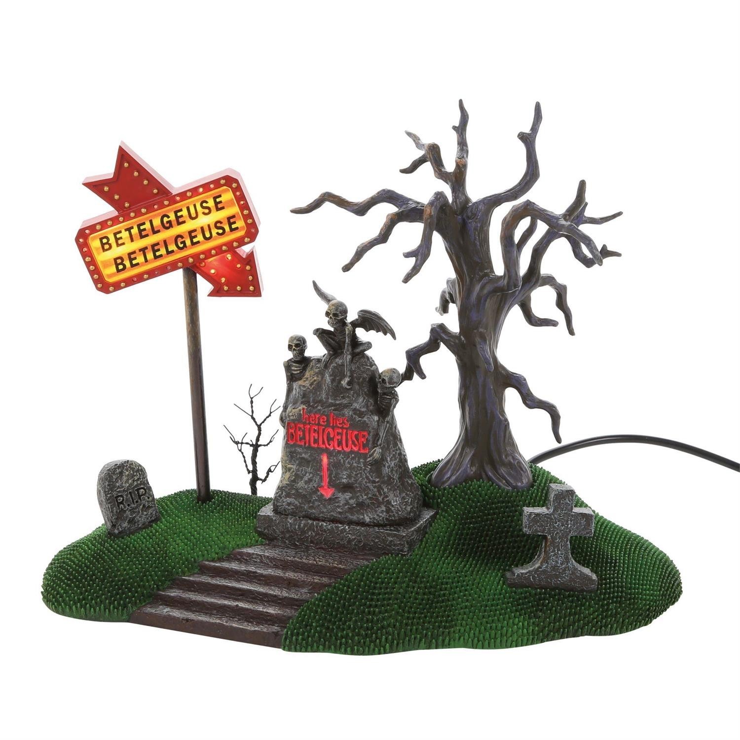 Dept 56 BEETLEJUICE CEMETERY PLOT Halloween Village 6014763 BRAND NEW Dept 56 BEETLEJUICE CEMETERY PLOT Halloween Village 6014763 BRAND NEW